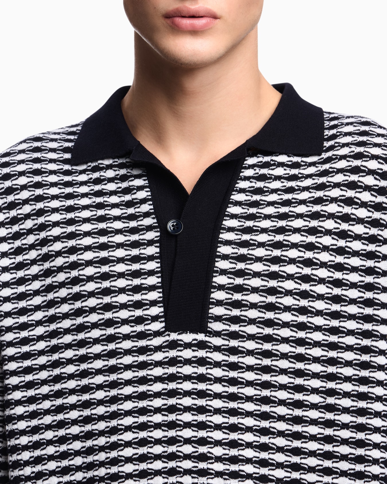 Icon virgin-wool jumper with polo-shirt collar and embossed knit Slide 5