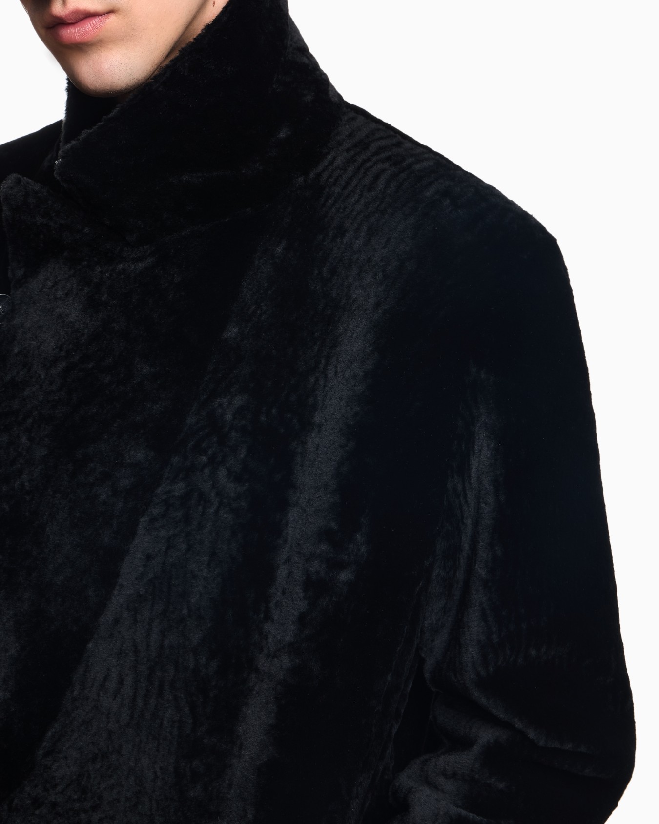 Icon velvet-effect lamb shearling coat Slide 4
