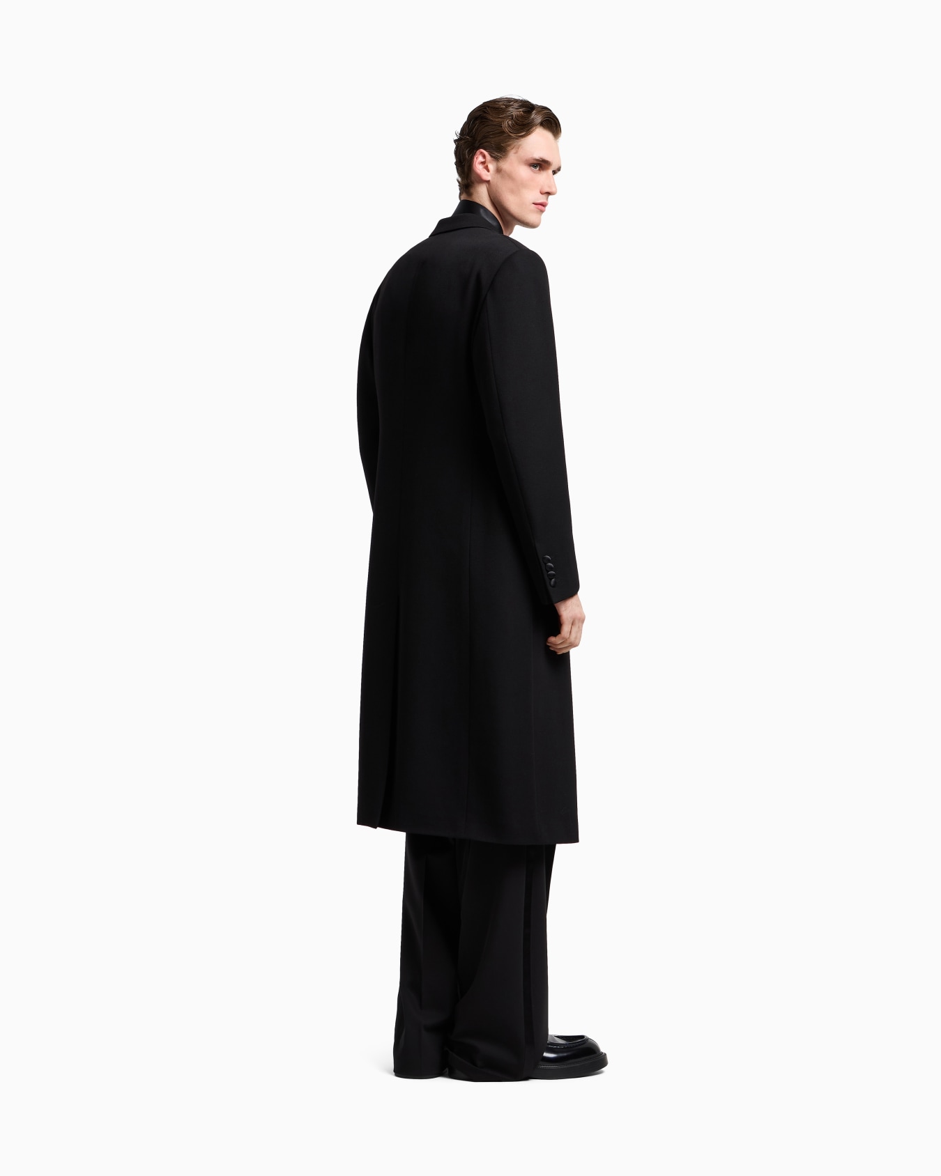 Double-breasted coat in granular virgin wool with satin details Slide 3