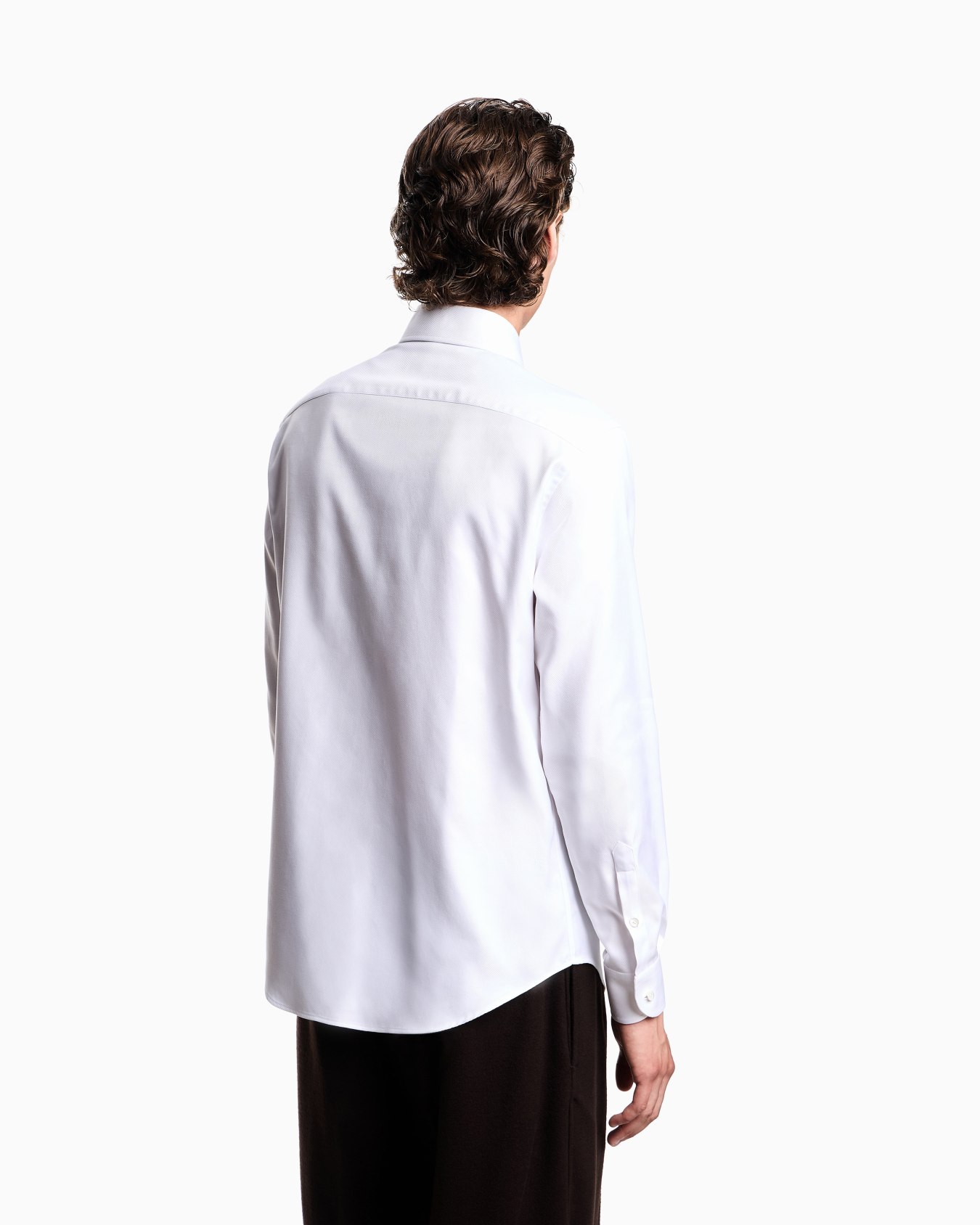 Jacquard shirt with foliage embroidery and motif Slide 2