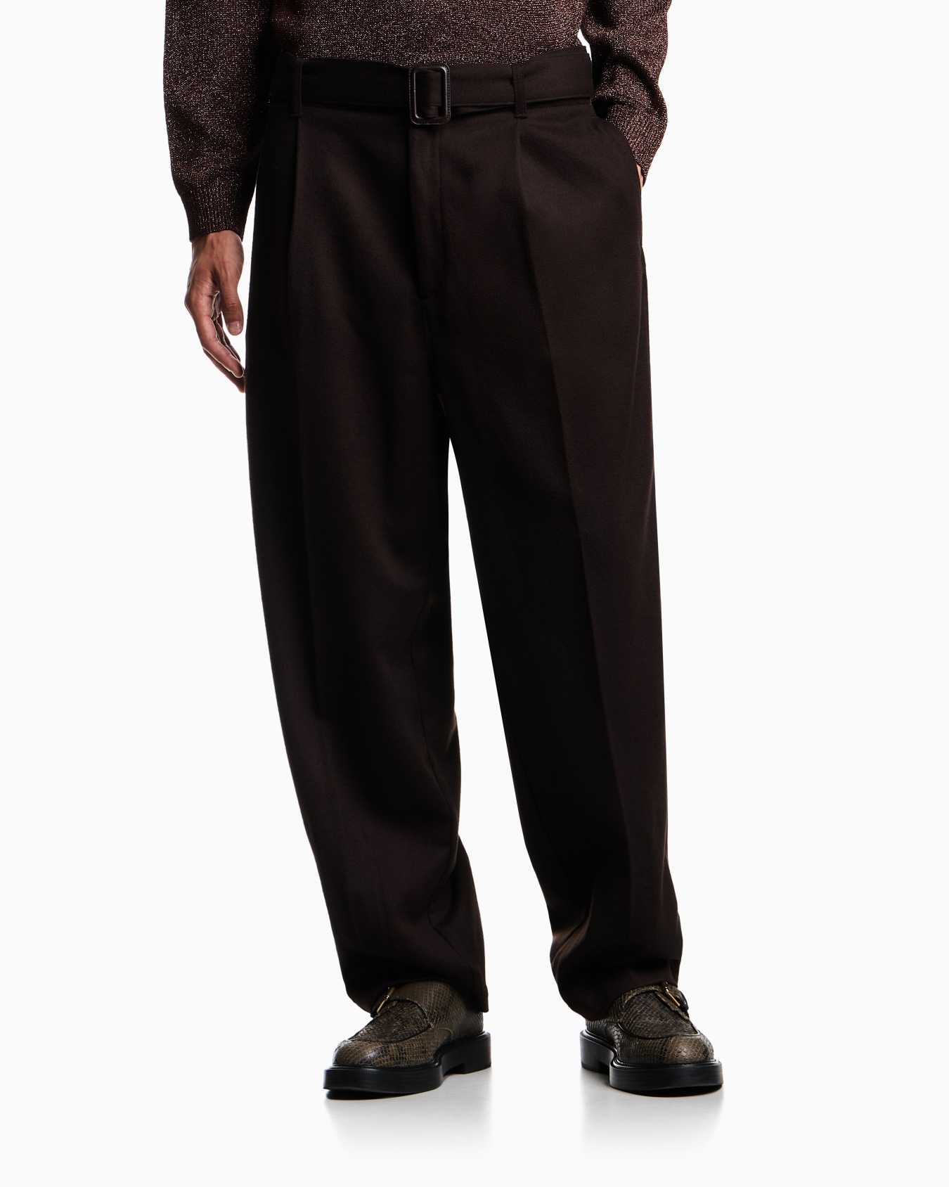 Virgin wool trousers with belt  Slide 3