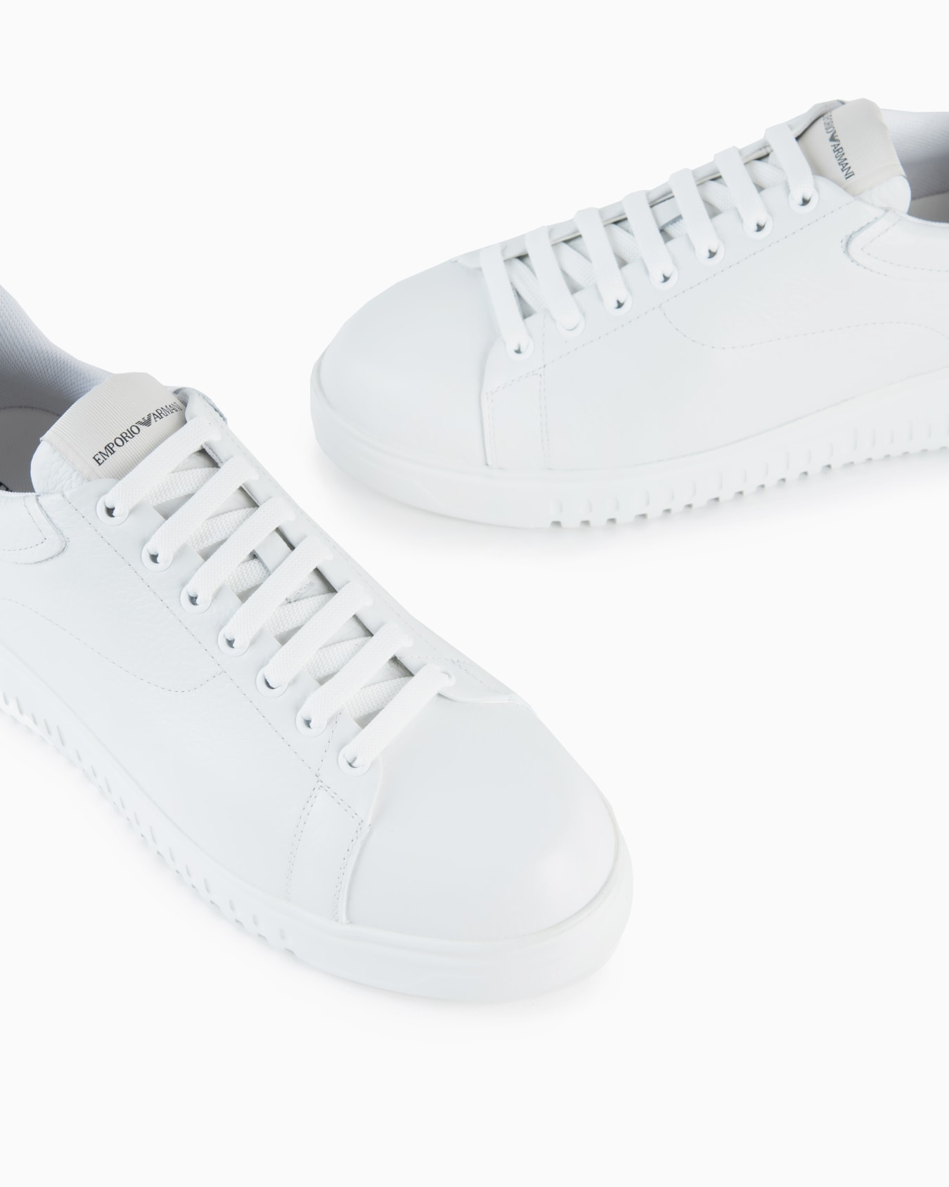 Tumbled leather sneakers with knurled soles Slide 4