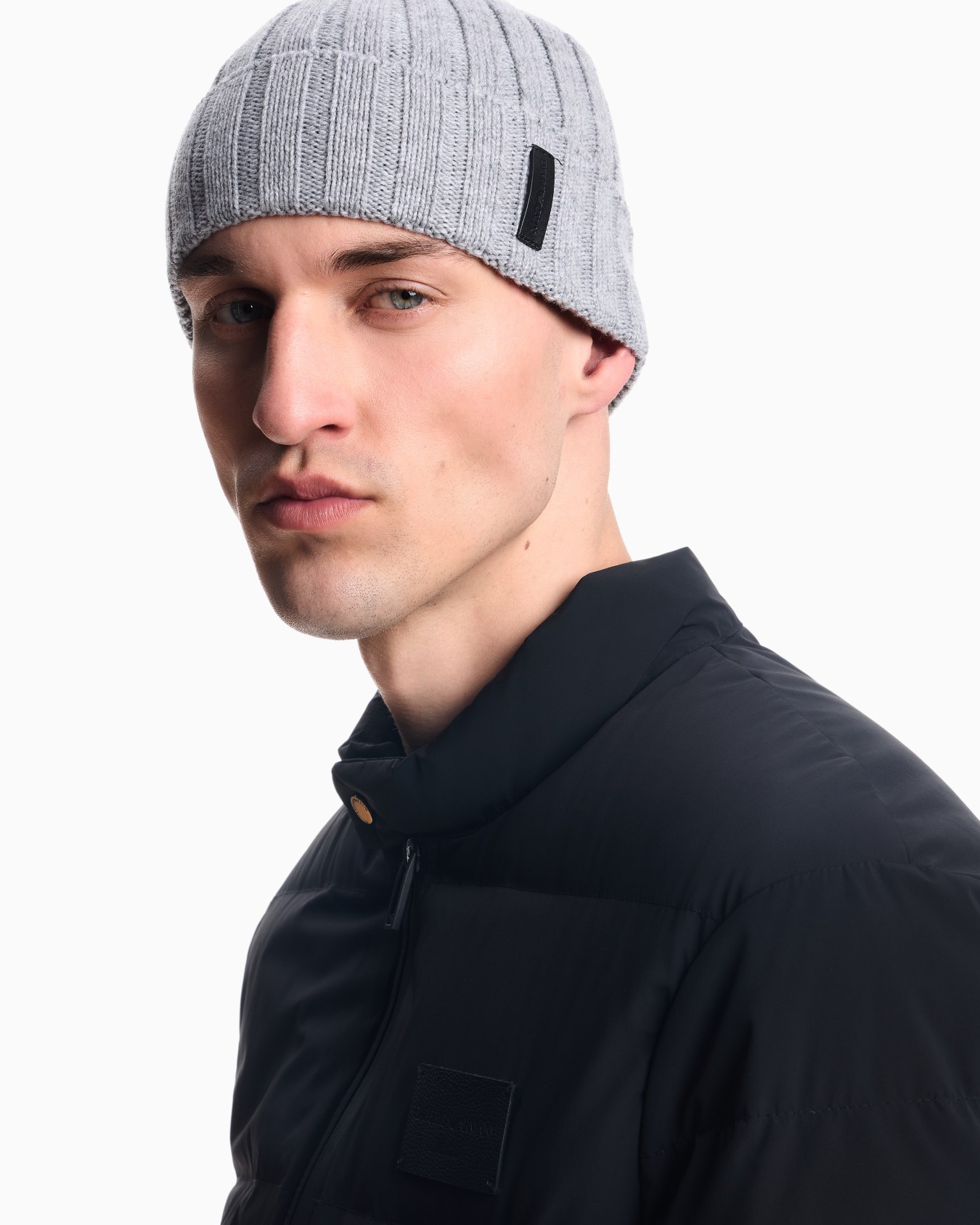 Rib-effect wool and cashmere blend beanie Slide 2