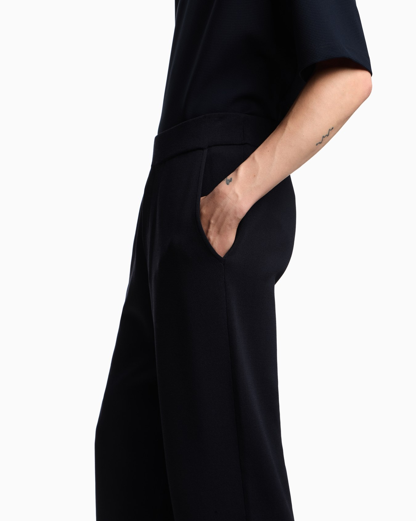 Icon knitted elasticated-waist trousers Slide 3