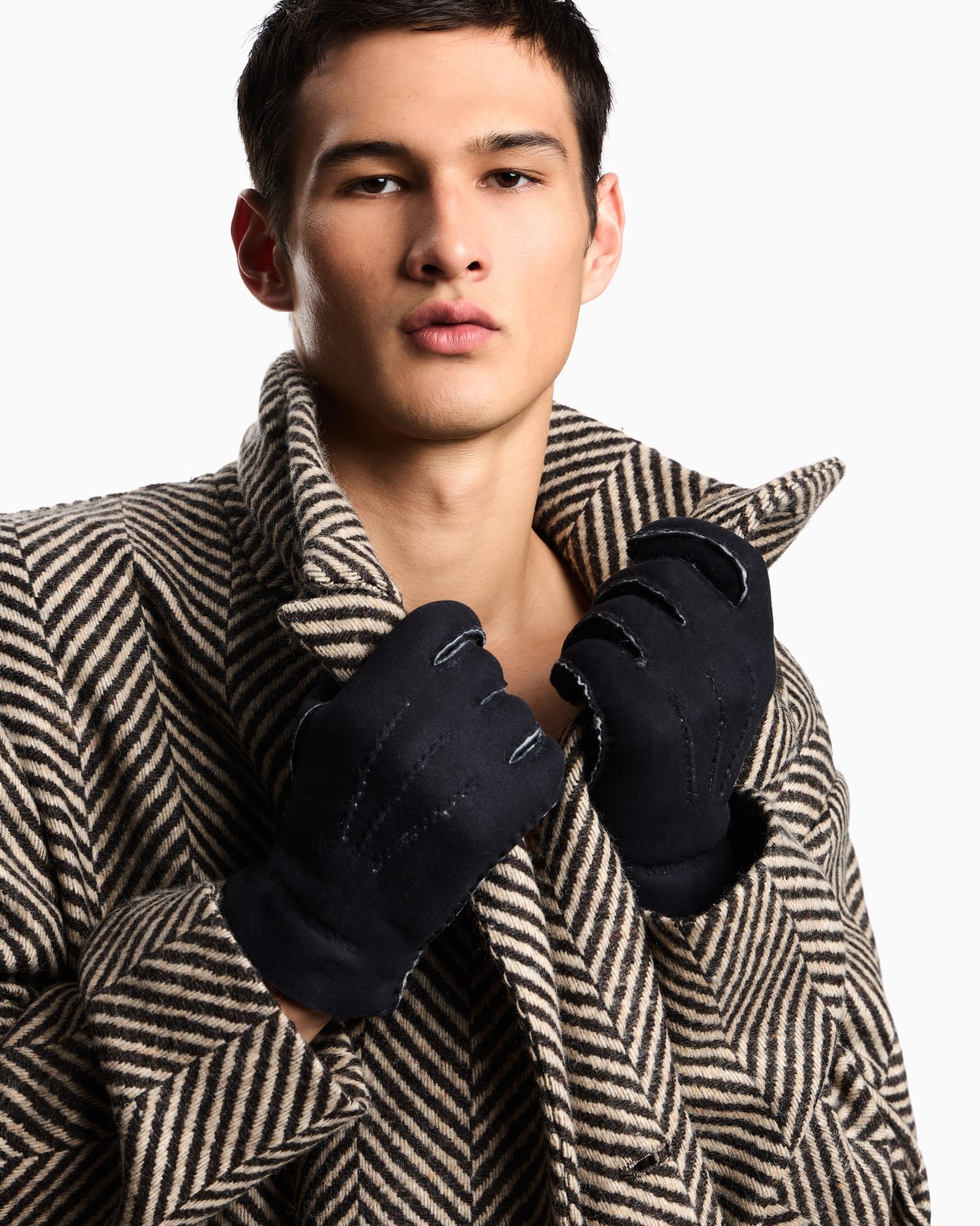 Shearling lambskin gloves Slide 2