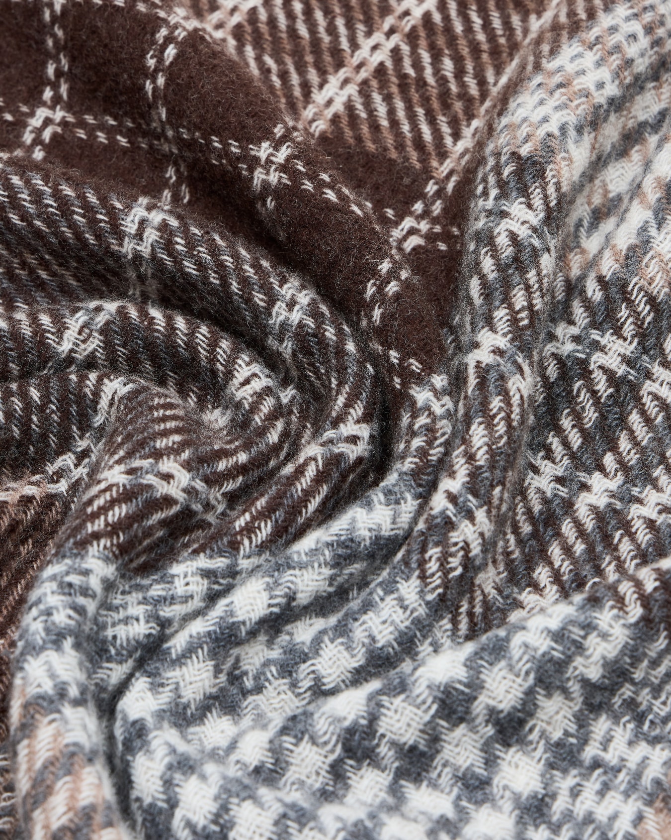 Tartan wool scarf Slide 1