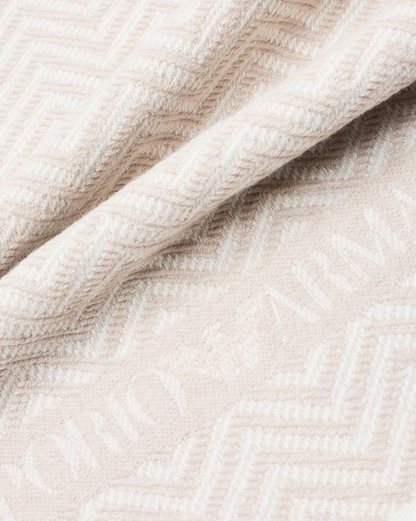 Wool scarf with chevron motif Slide 1