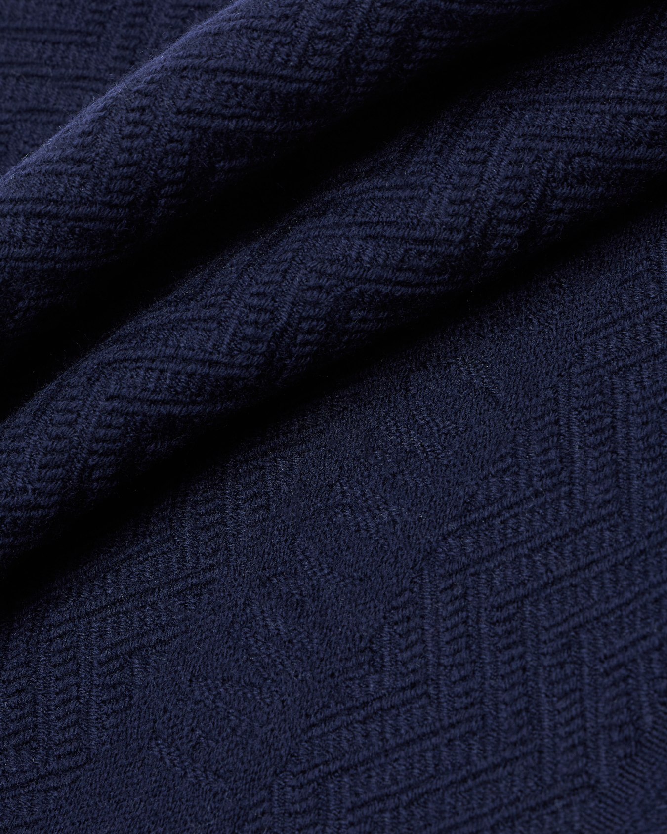 Wool scarf with chevron motif Slide 1