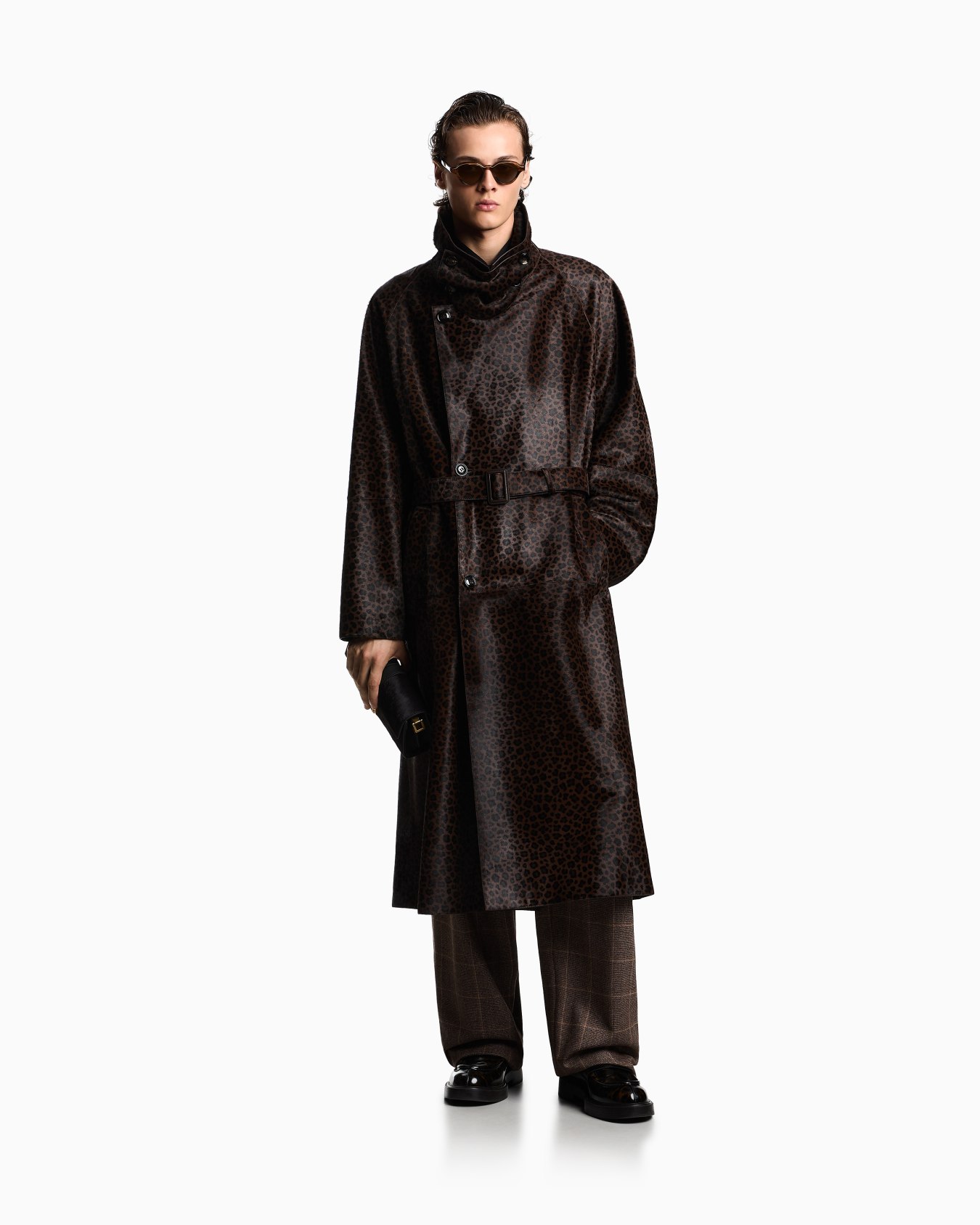 Animal-print pony hair trench coat Slide 1