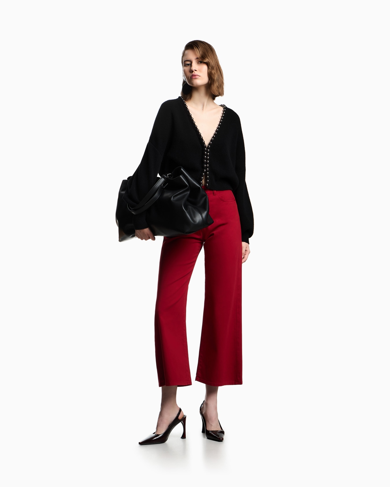 J33 Mid-rise, cropped wide-leg jeans in garment-dyed stretch drill Slide 1