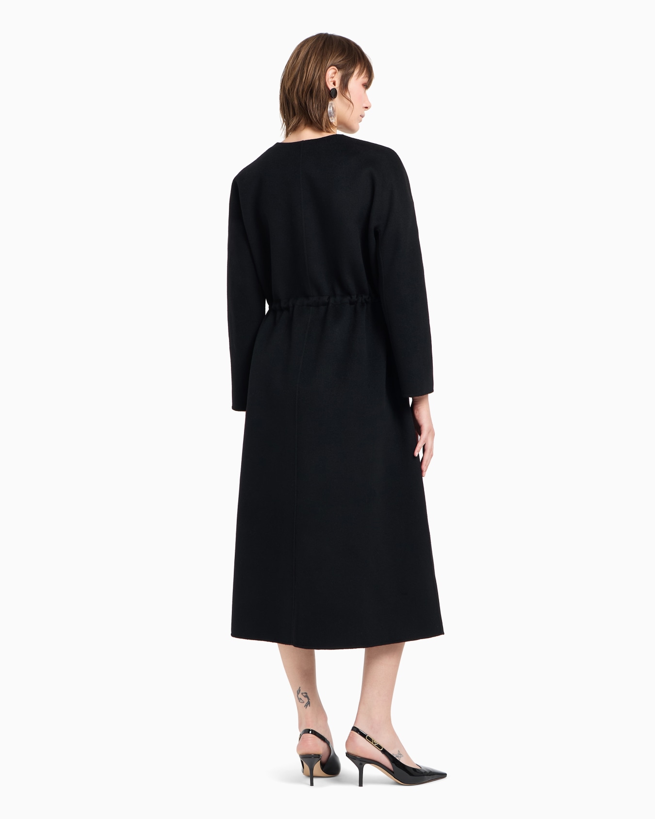 Virgin-wool coat with drawstring waist Slide 2