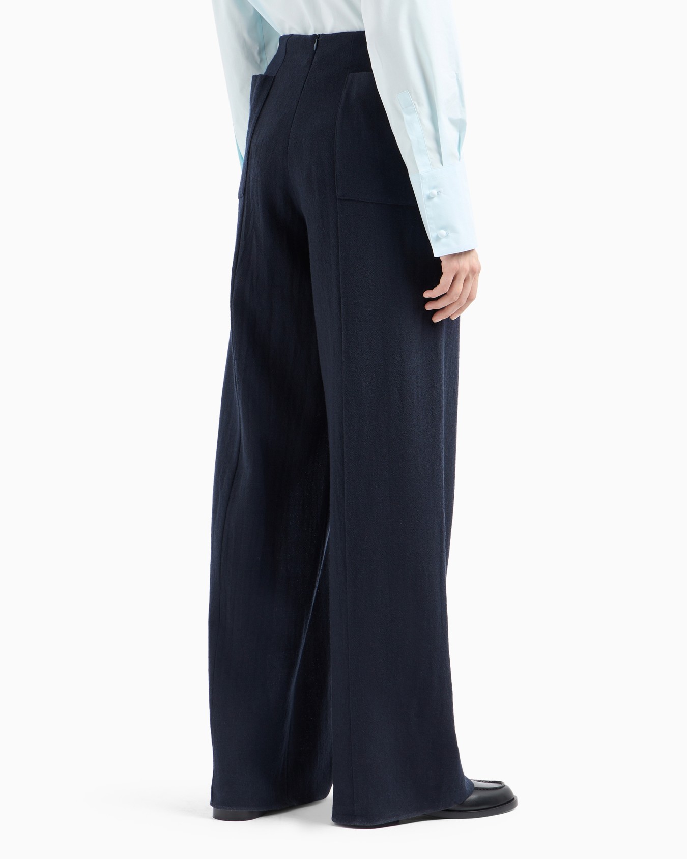 Pantalon palazzo en crêpe de laine lavée Diapositive 3