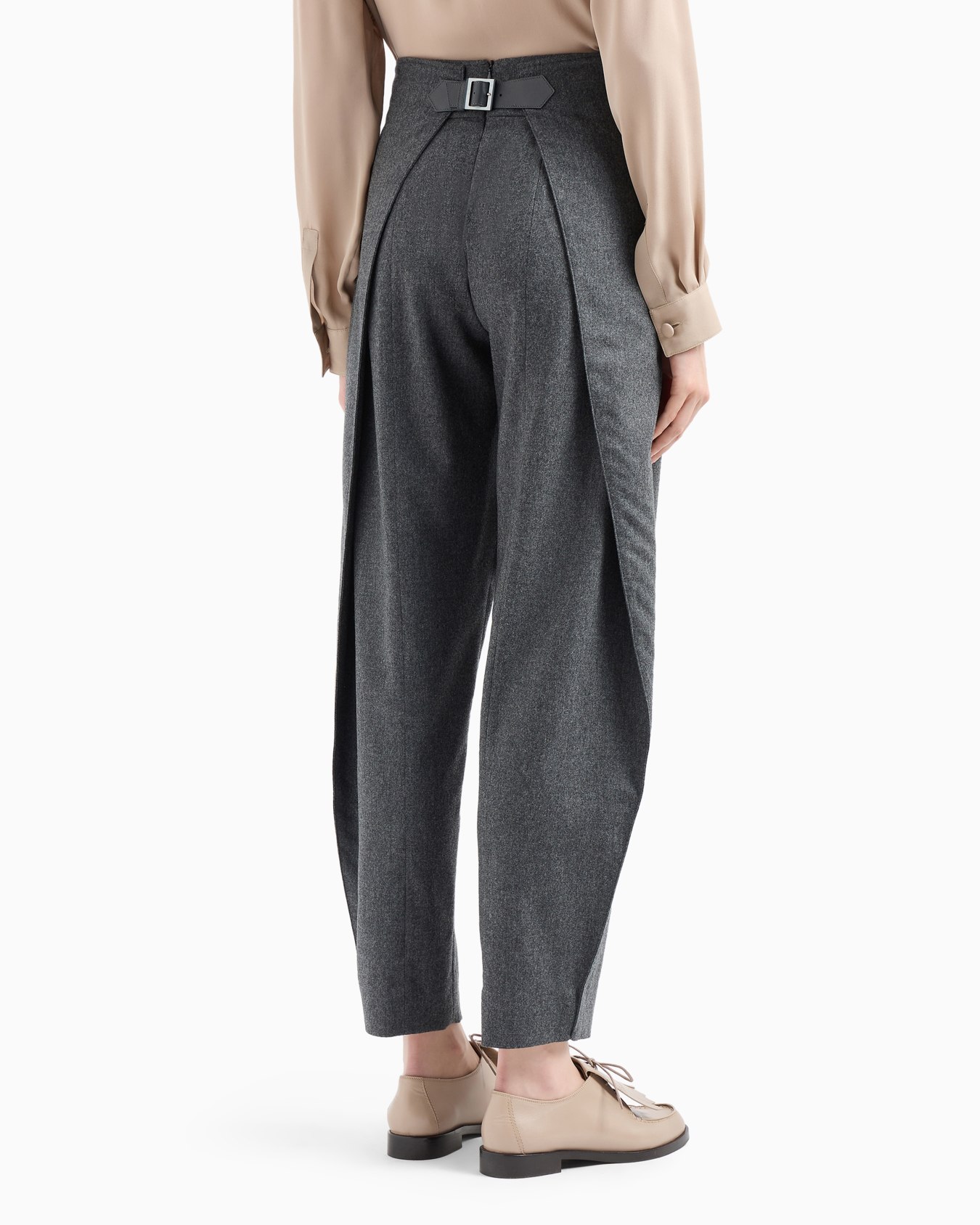 Icon oval-leg trousers in a mélange wool flannel with gathering at the waist Slide 3