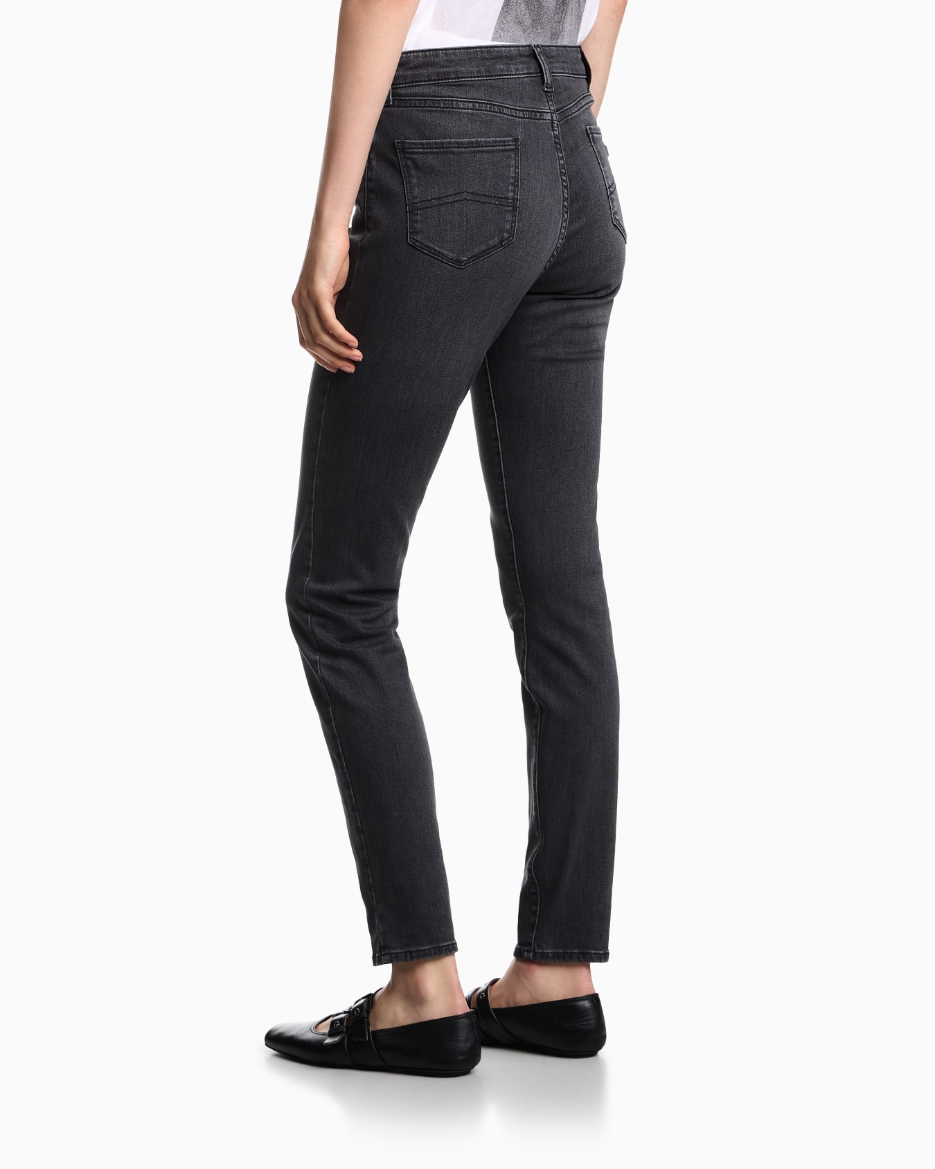 Jean J20 taille haute et jambe super skinny en denim stretch aspect usé  Diapositive 2