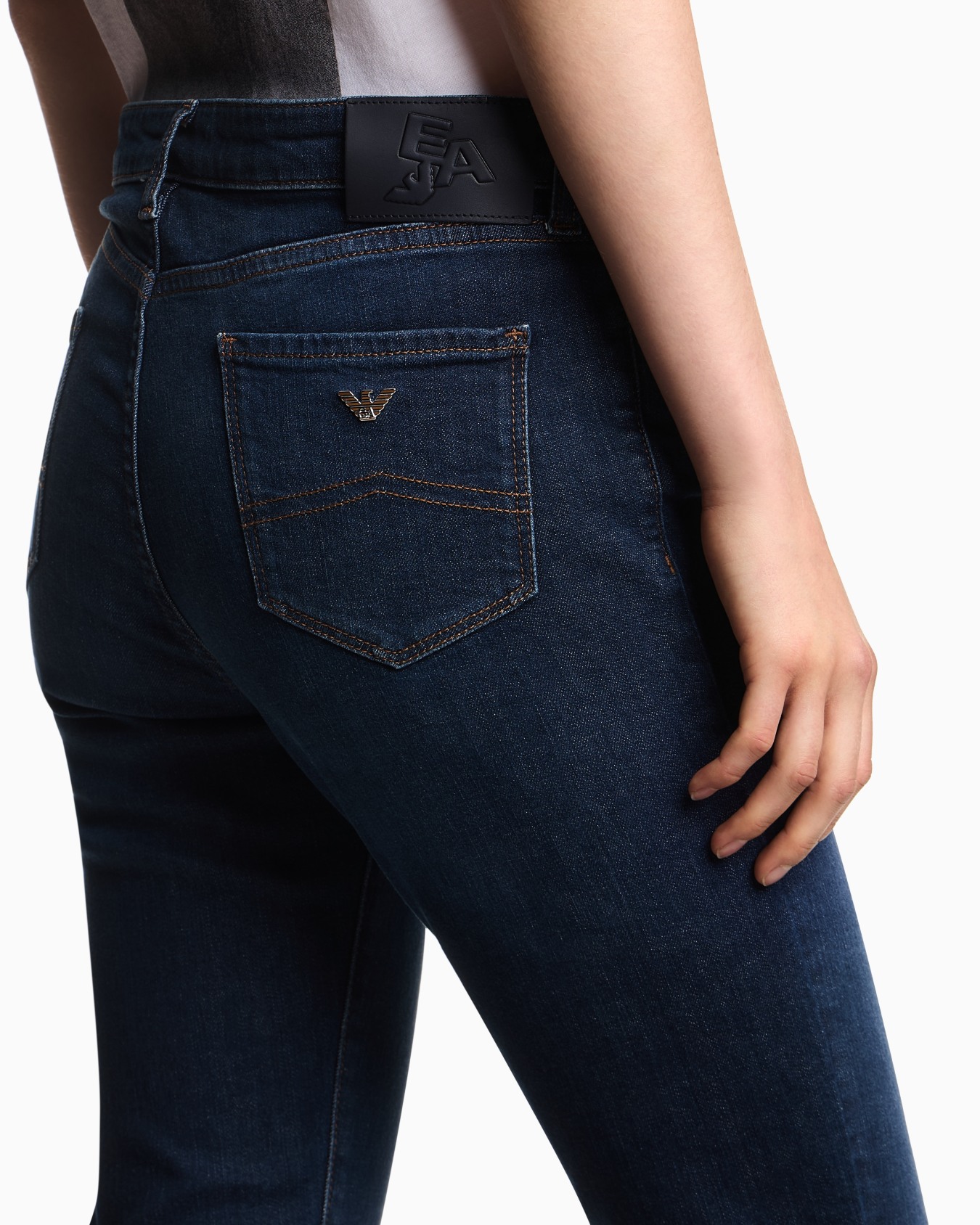 J20 High-waisted super-skinny leg jeans in a worn-look stretch denim  Slide 4