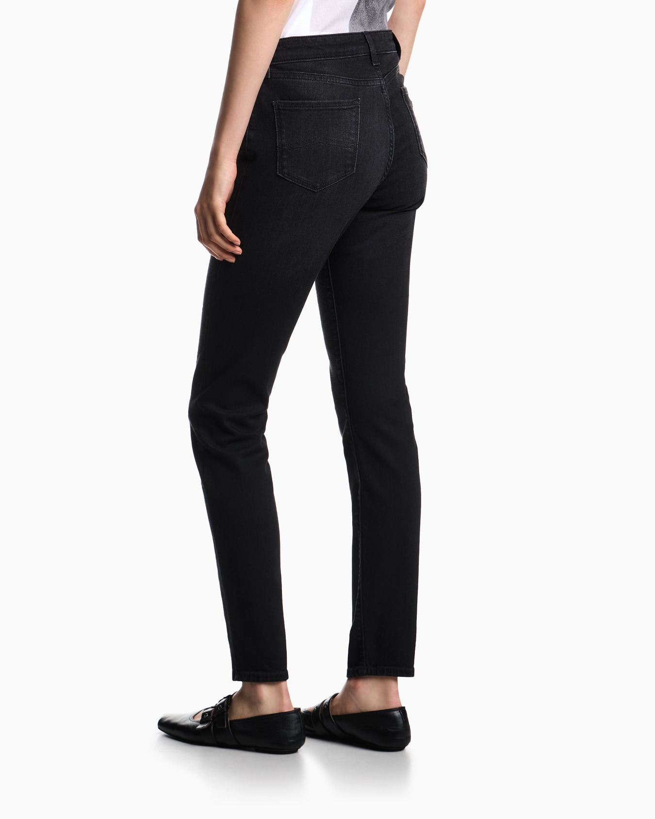 J20 High-waisted super-skinny leg jeans in a worn-look stretch denim  Diapositiva 2