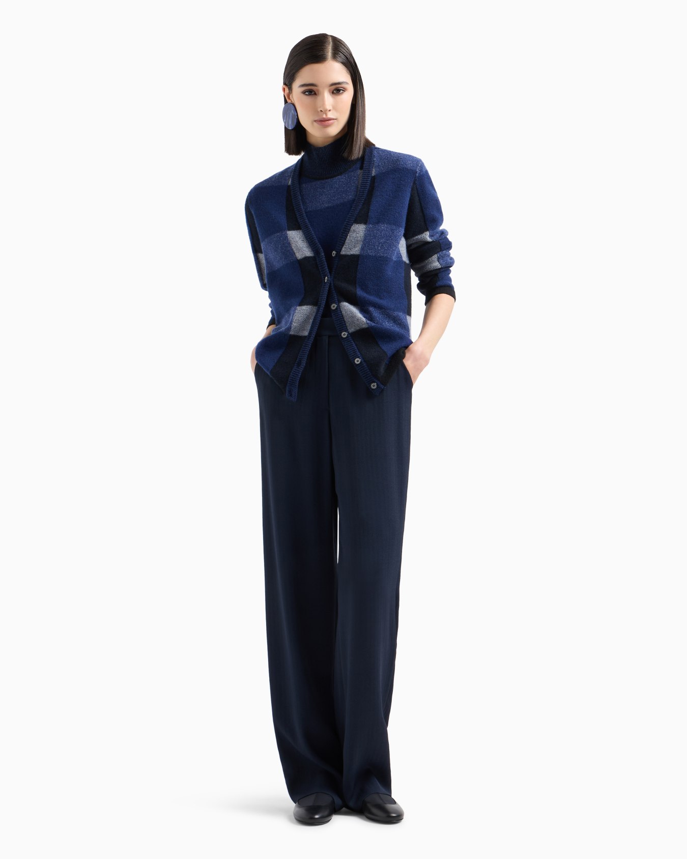 Cardigan à col V en laine vierge avec motif vanisé à carreaux Icon Diapositive 3