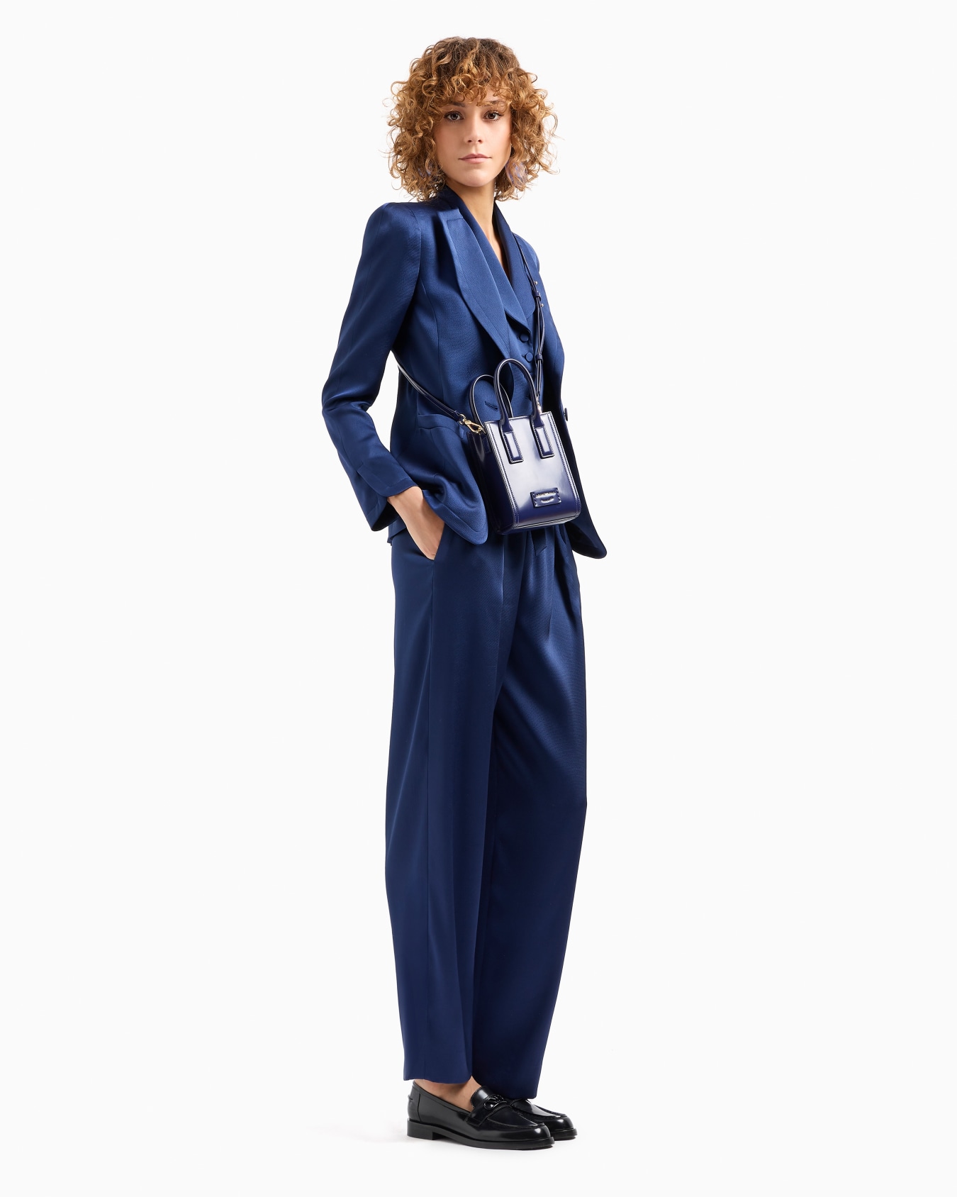 Top gilet en crêpe de satin stretch Diapositive 4