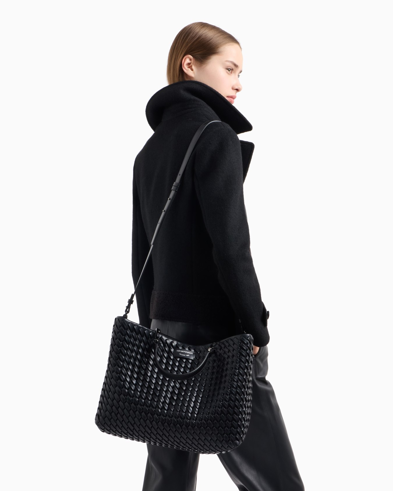 MyEA medium shopper bag in interwoven leather Slide 7