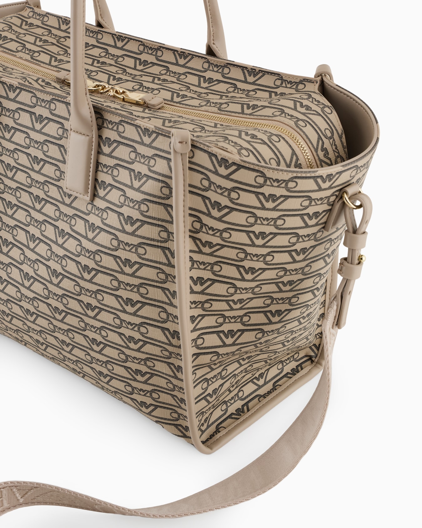 Medium shopper bag with all-over monogram print Slide 4