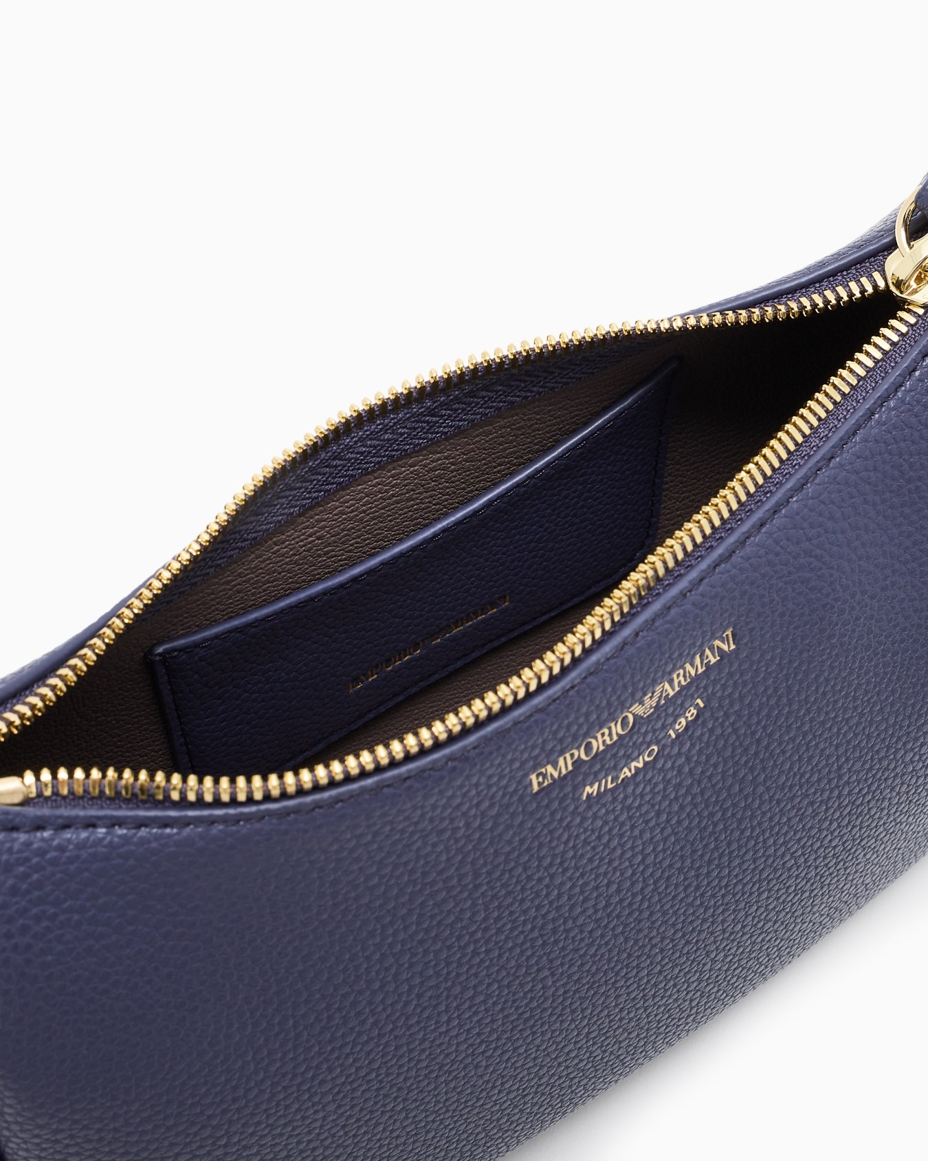 Bag with deer print Slide 3