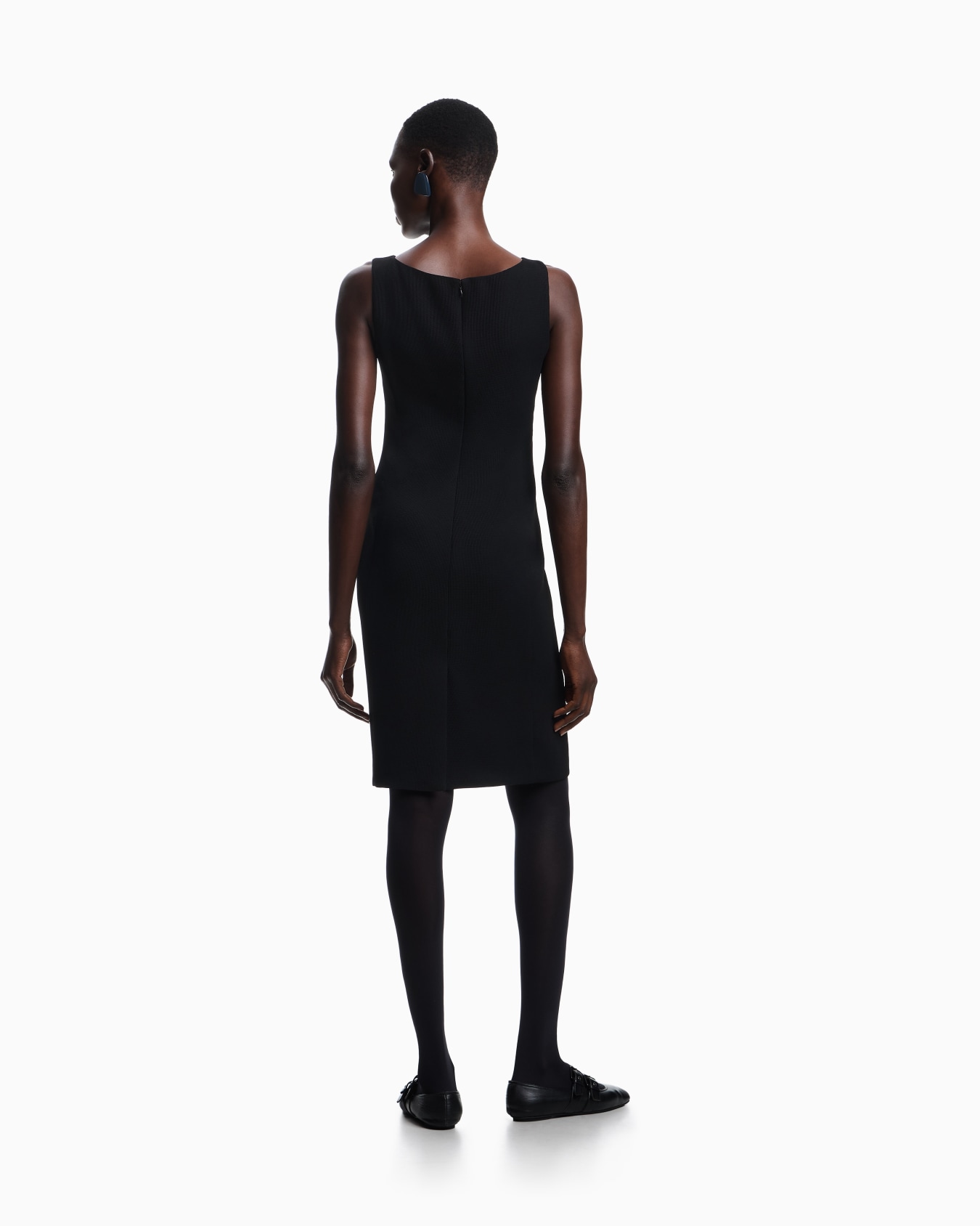 Robe fourreau en tissu technique gaufré Diapositive 2