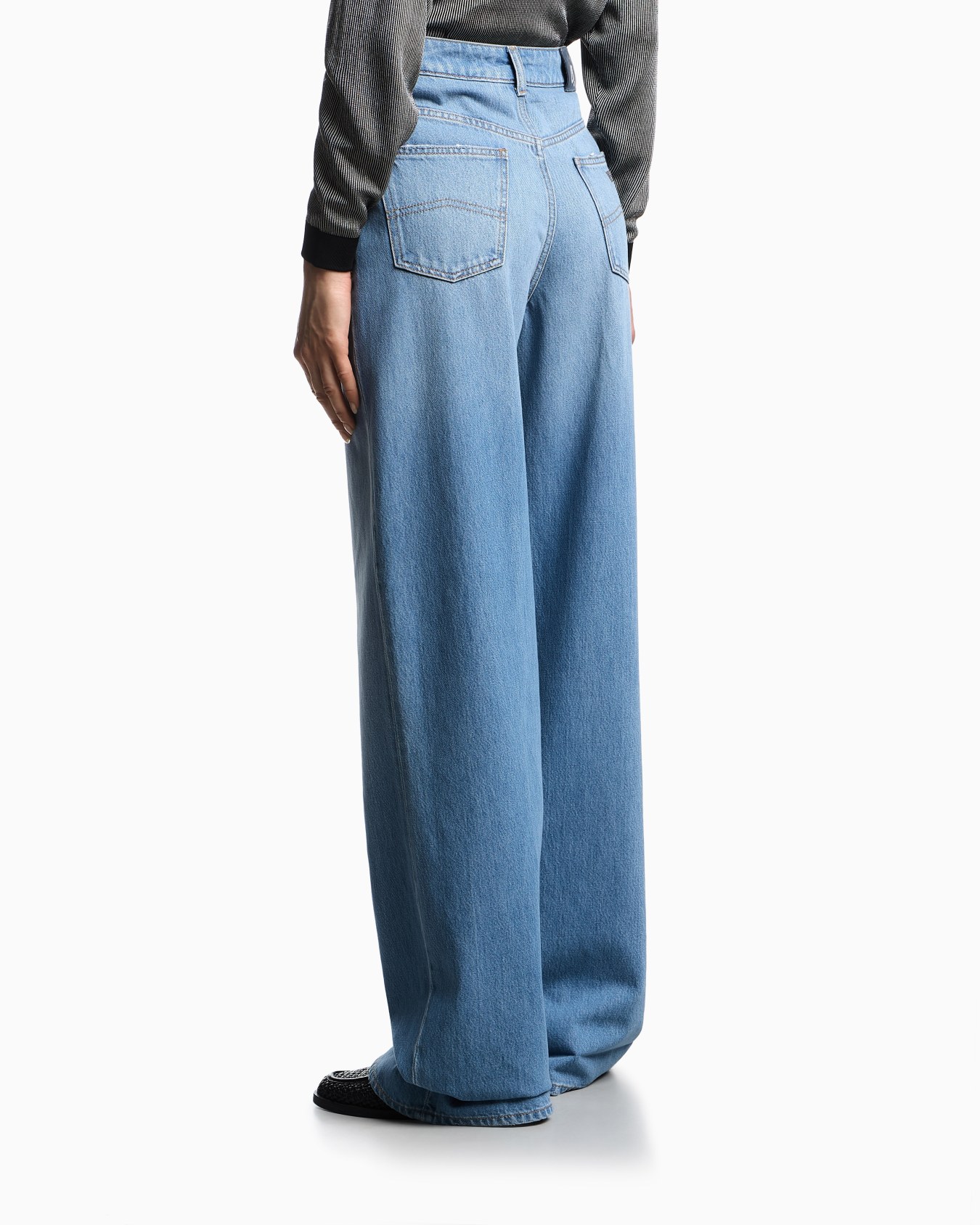 J8B wide-leg, worn-effect denim jeans  Slide 2