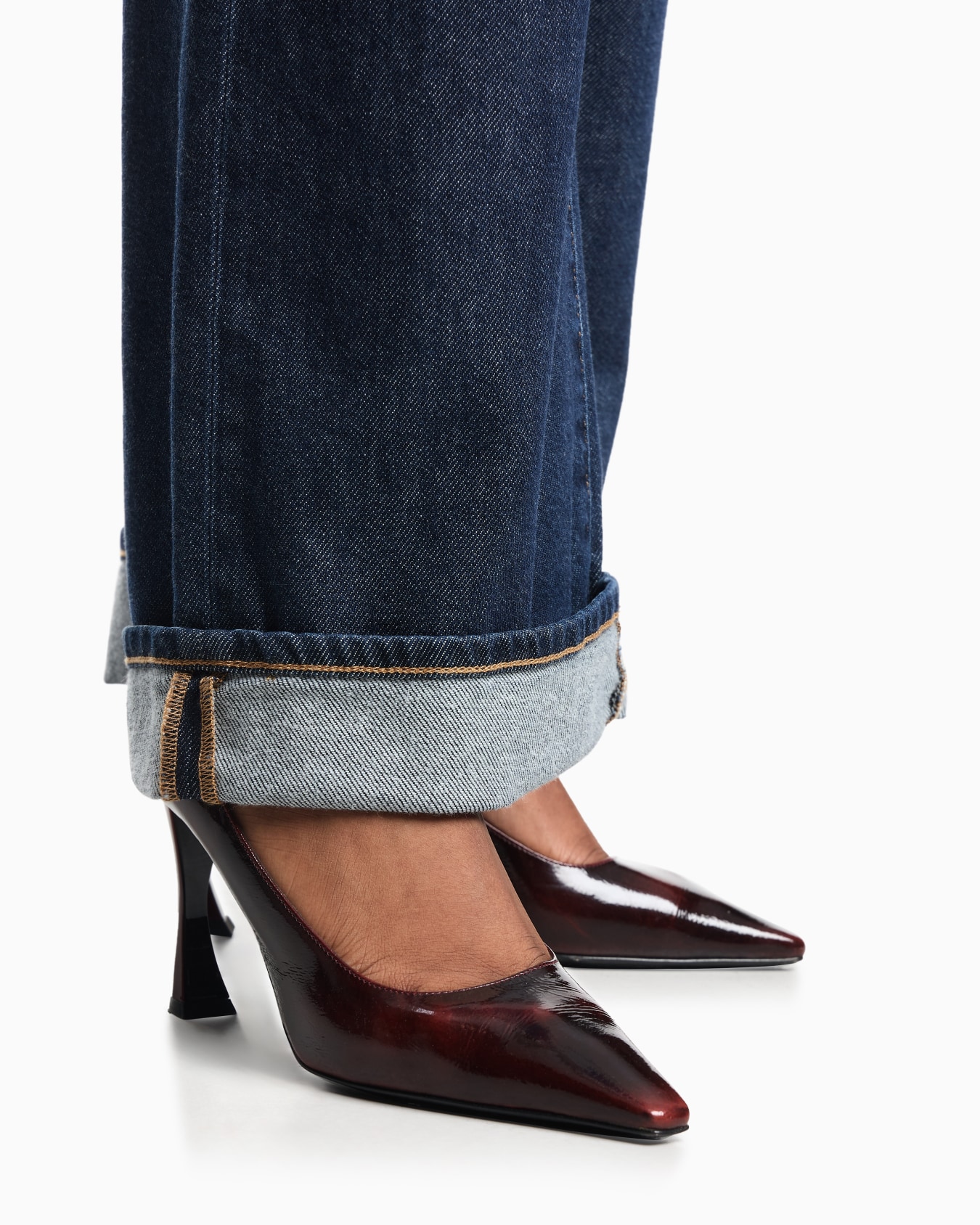 J8B relaxed-fit, vintage-look denim jeans  Slide 5