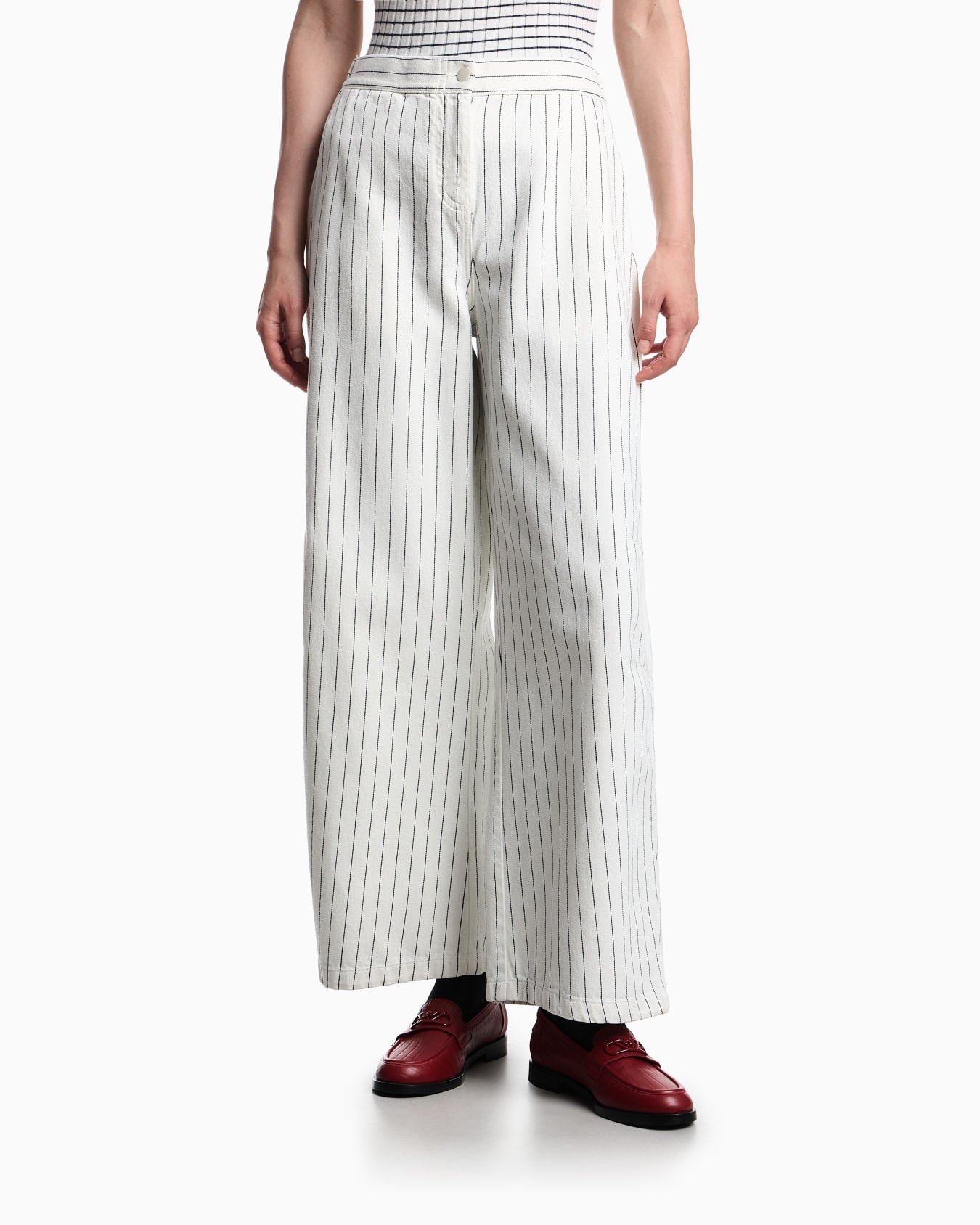 Garment-dyed striped bull trousers Slide 3