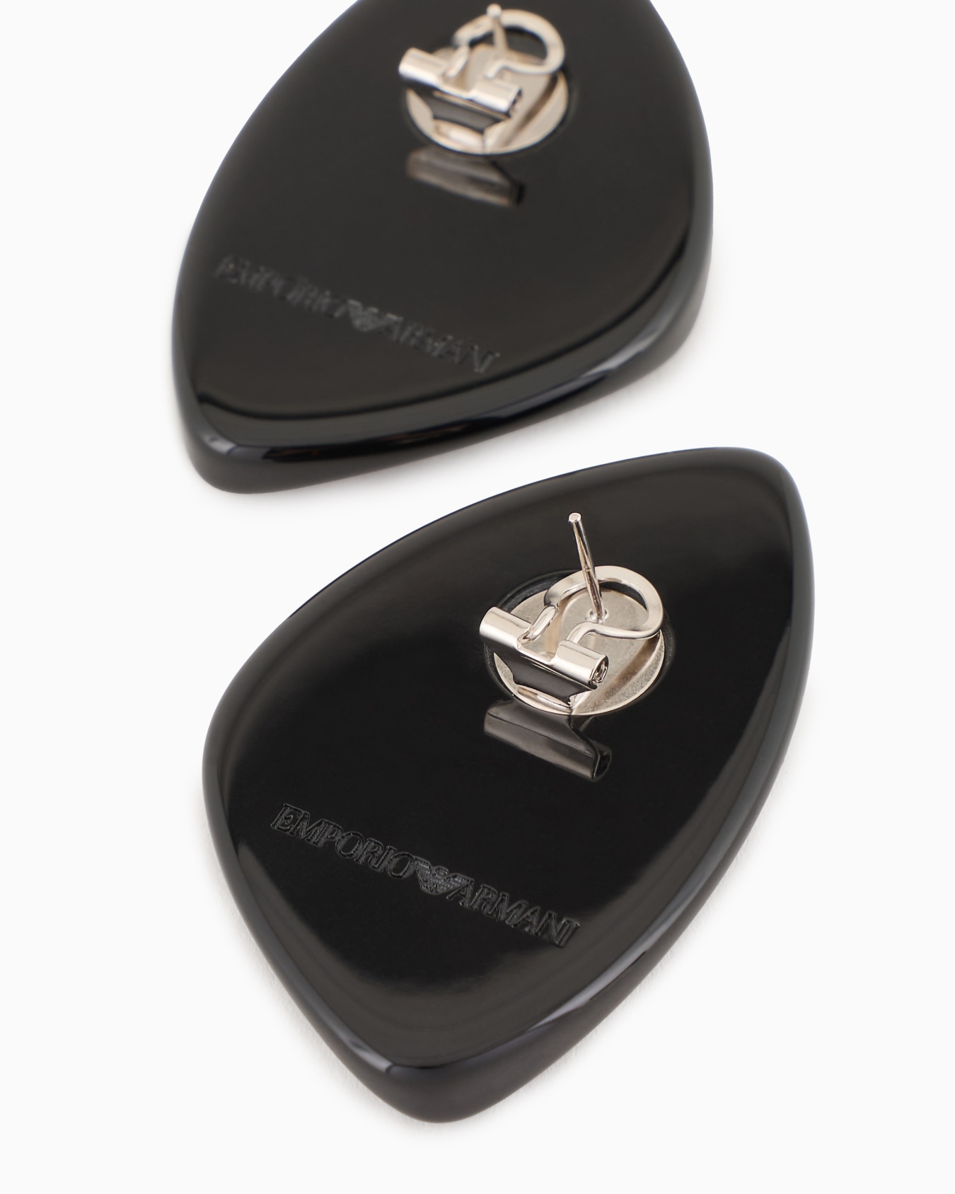 Oversized geometric earrings Slide 1