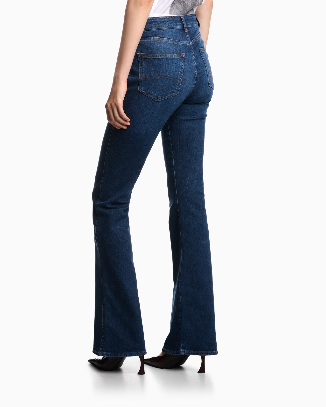 Jean J47 taille mi-haute avec jambe évasée en denim stretch aspect usé Diapositive 2