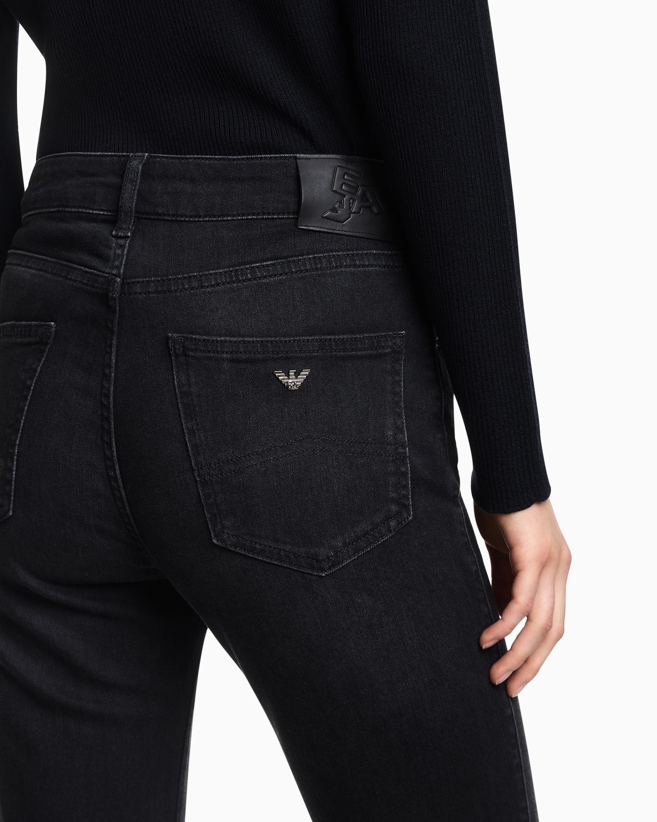 J47 Mid-high rise jeans with a flared leg in a worn-look stretch denim Slide 4