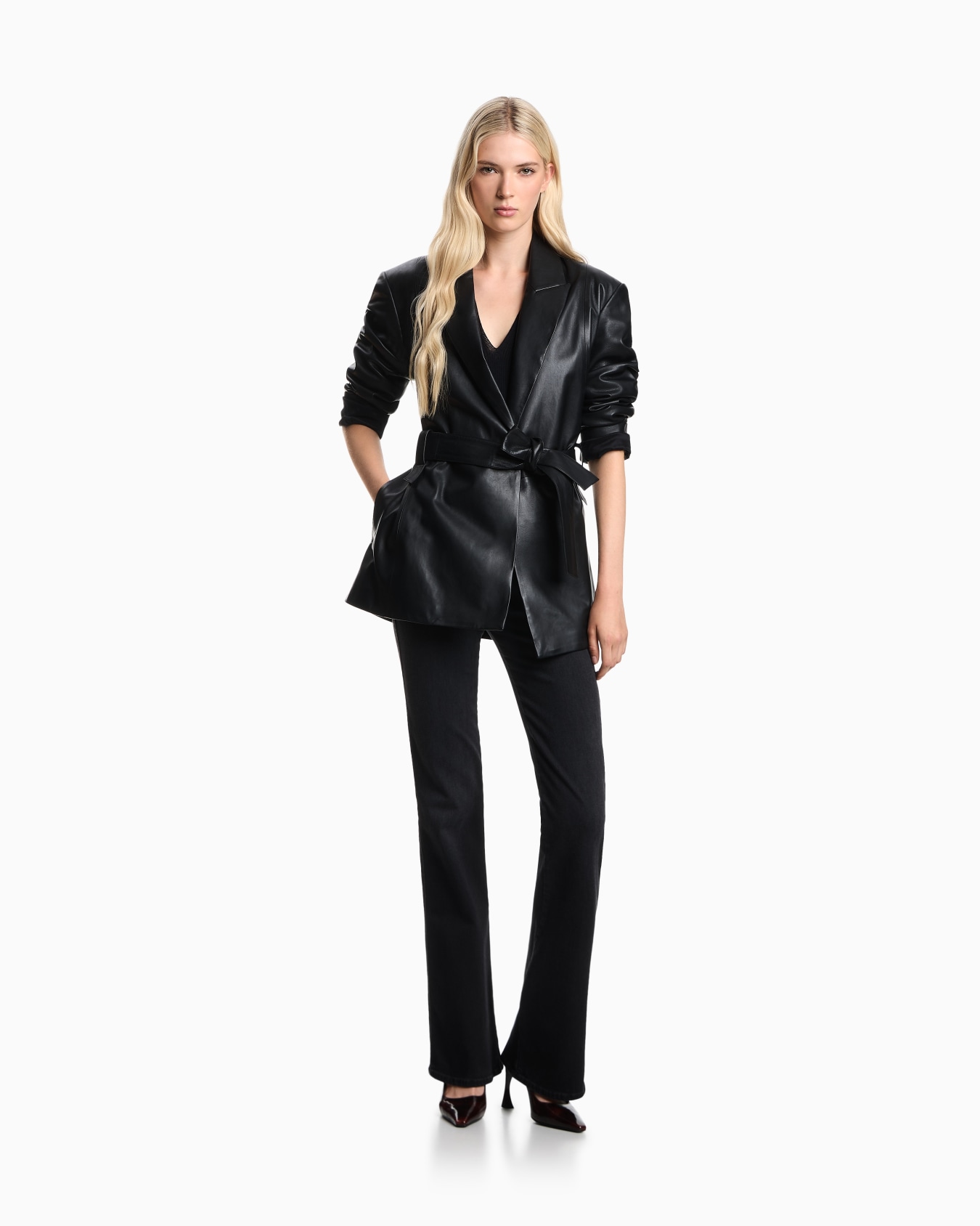 J47 Mid-high rise jeans with a flared leg in a worn-look stretch denim Slide 1