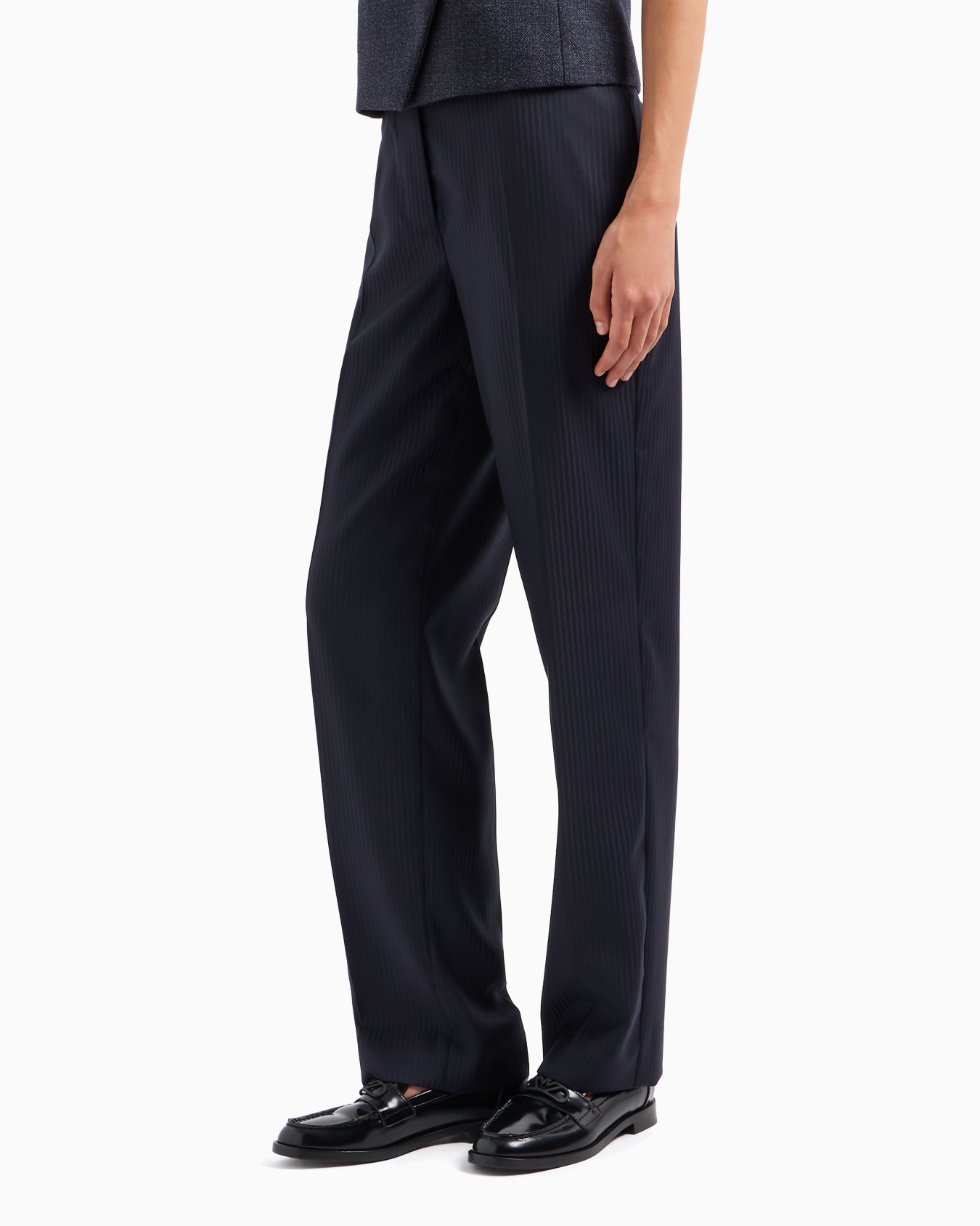 Pantalon à pli en satin de laine à rayures alternées Diapositive 1