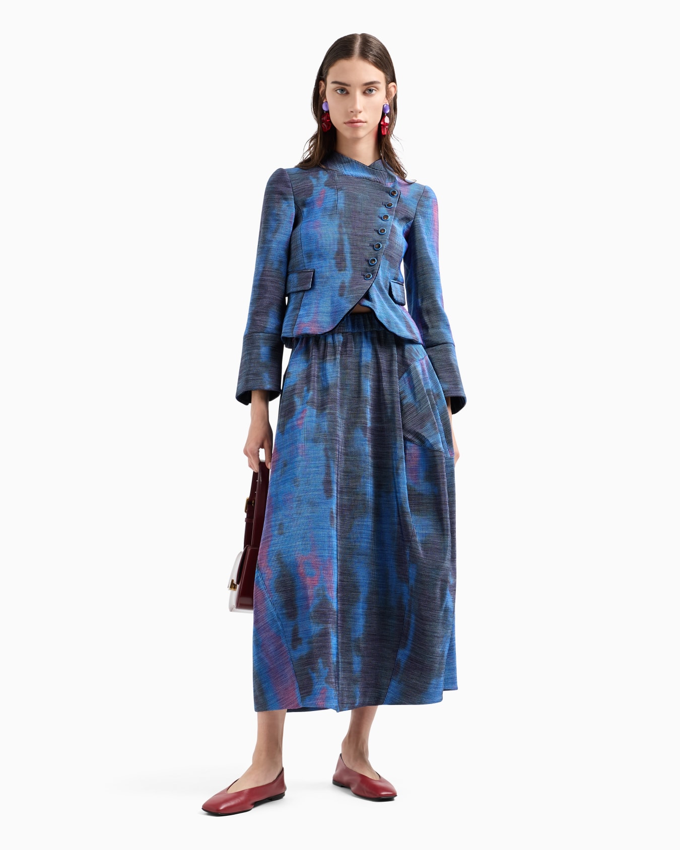 Jacket with off-centre fastening in a gradient print canneté fabric Slide 3