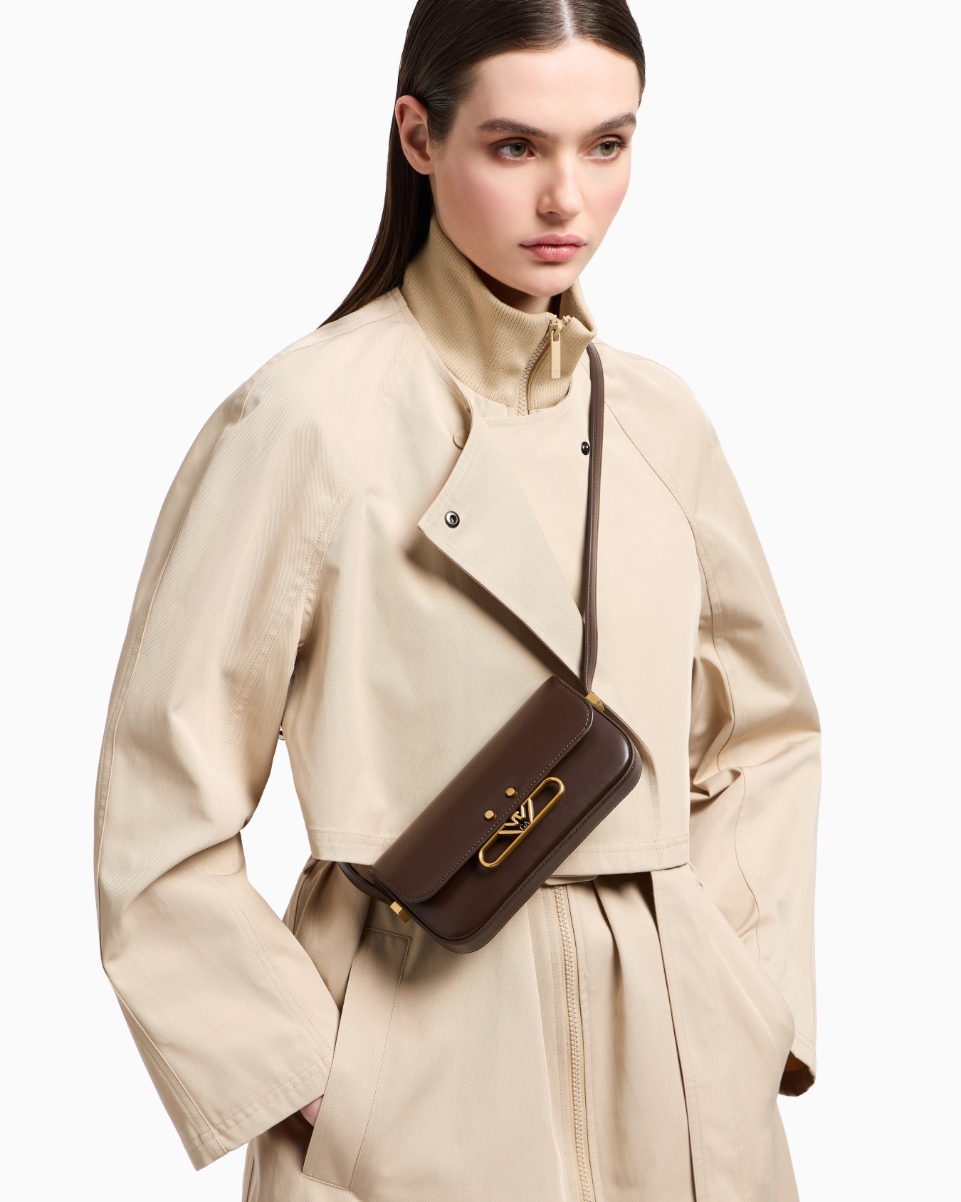 Smooth leather mini shoulder bag with metal eagle logo Slide 5