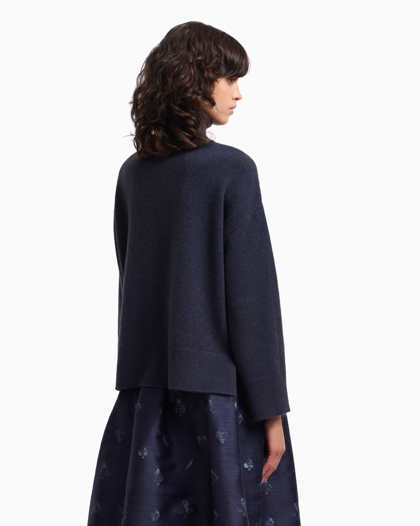  Pull à col roulé en laine de yak mélangée Diapositive 2