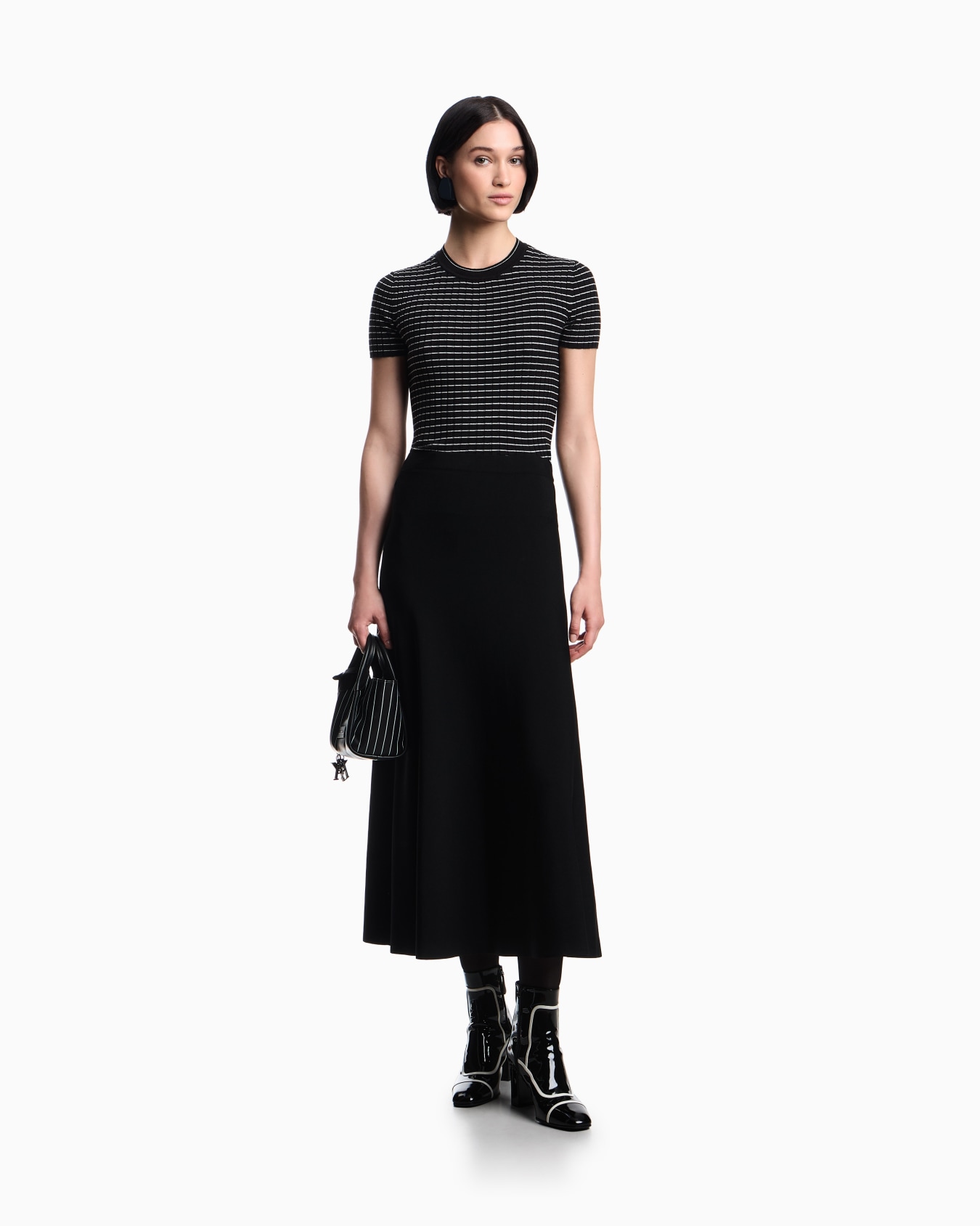 Geripptes T-Shirt mit Streifen-Muster Folie 1