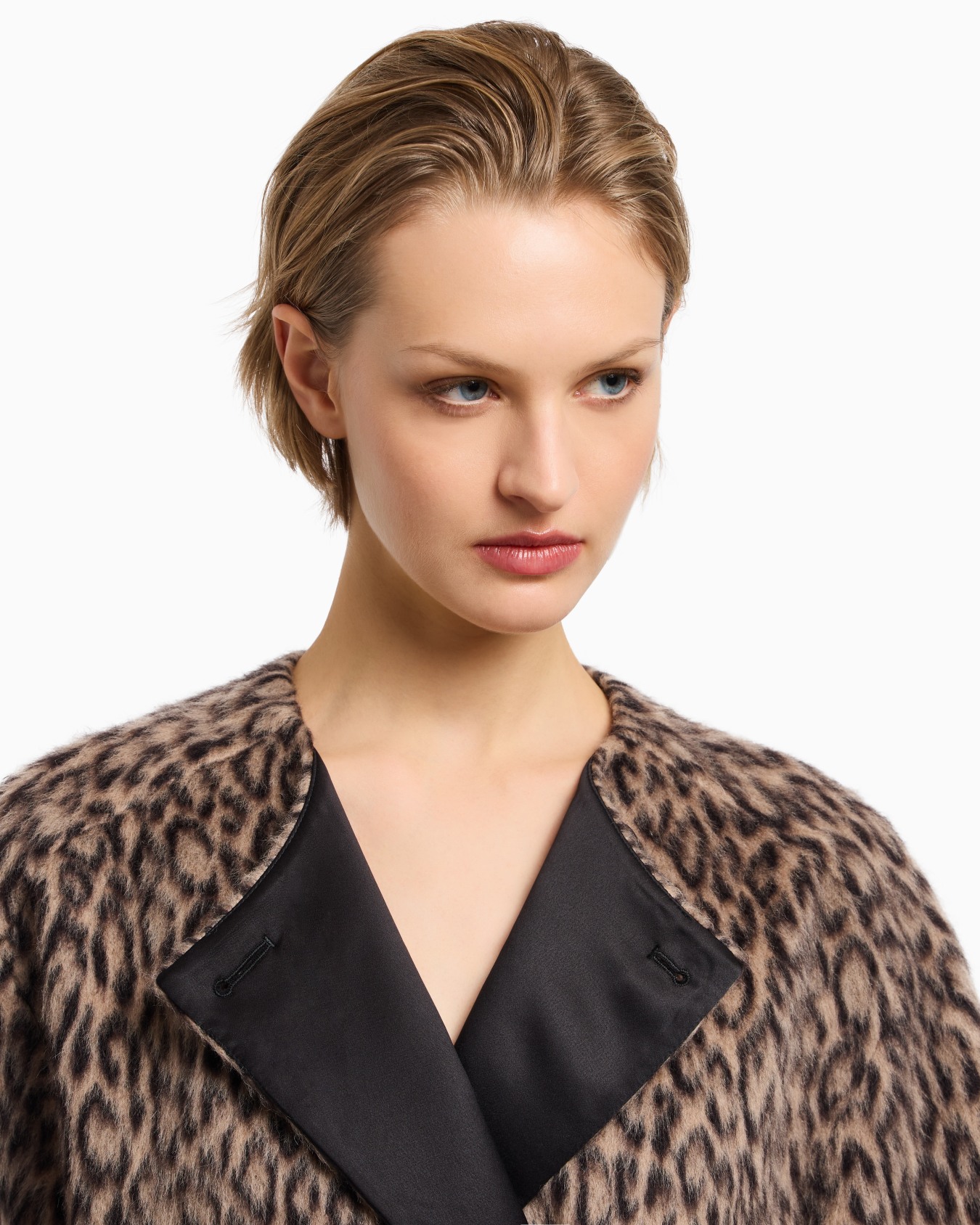 Double-breasted animal-print wool-blend pea coat Slide 5