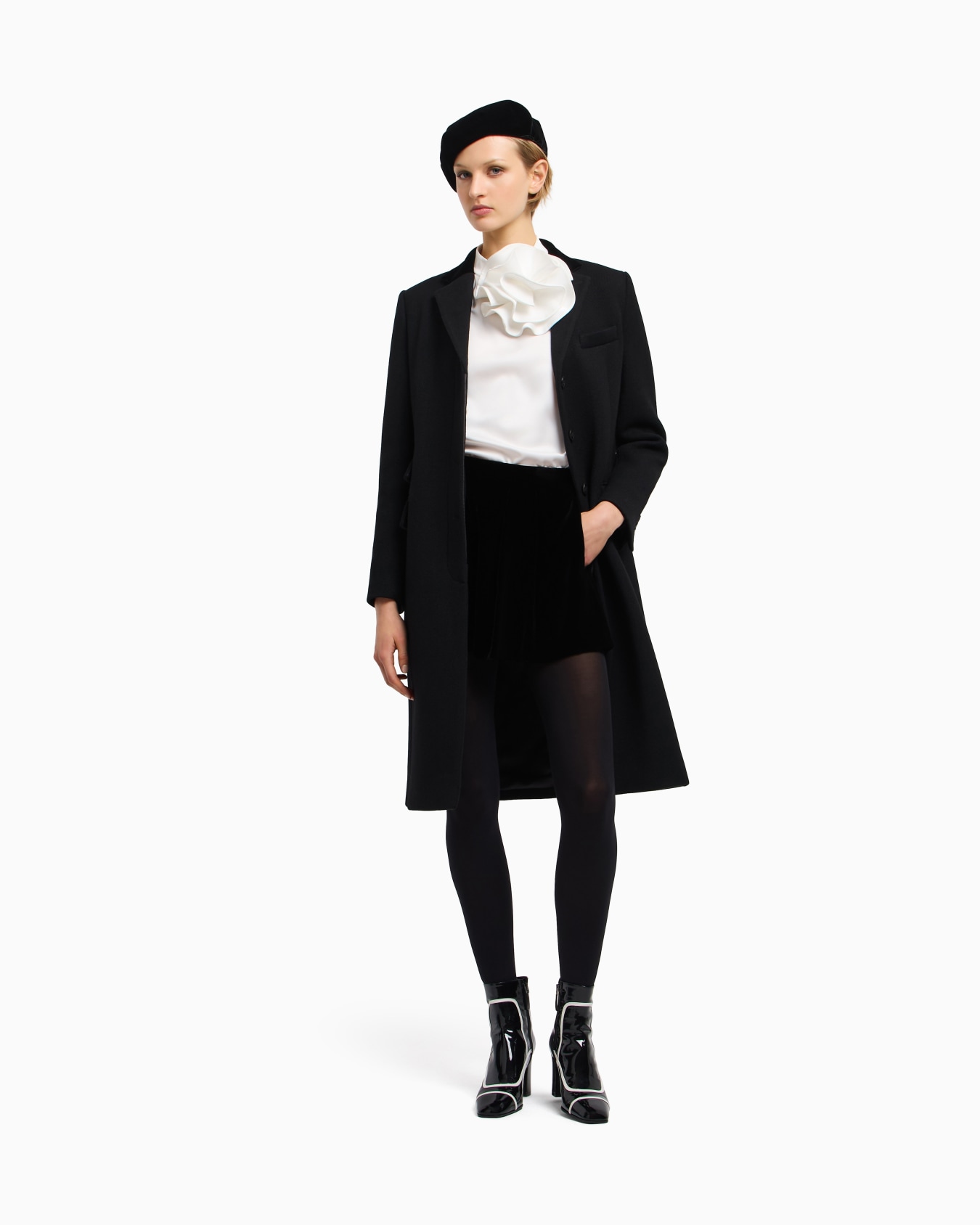 Cappotto con rever in cavalery di lana Slide 2