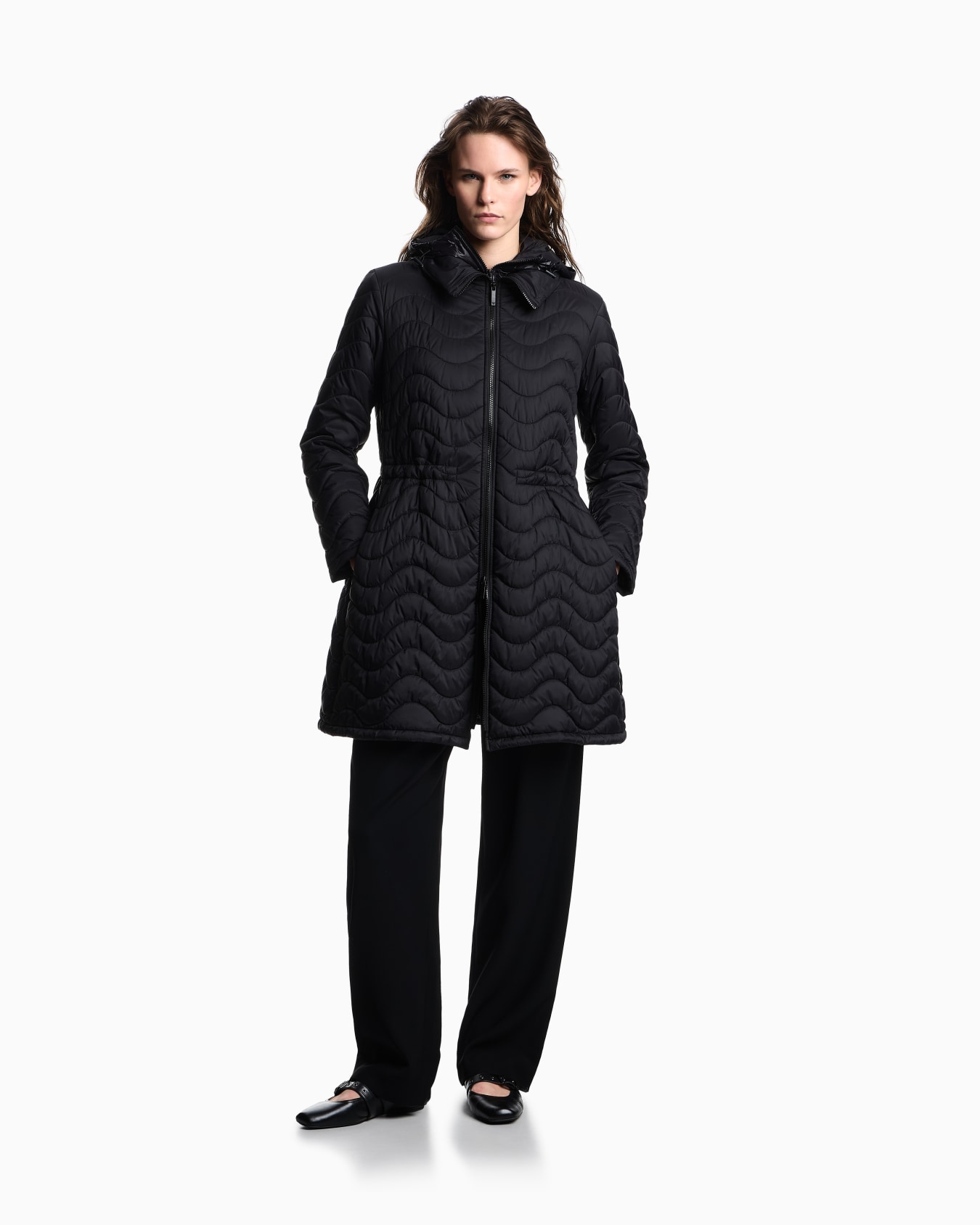 ASV nylon wave-effect quilted jacket with bib front Slide 3