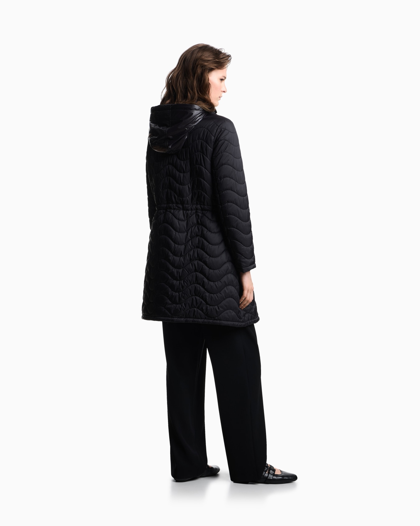 ASV nylon wave-effect quilted jacket with bib front Slide 2