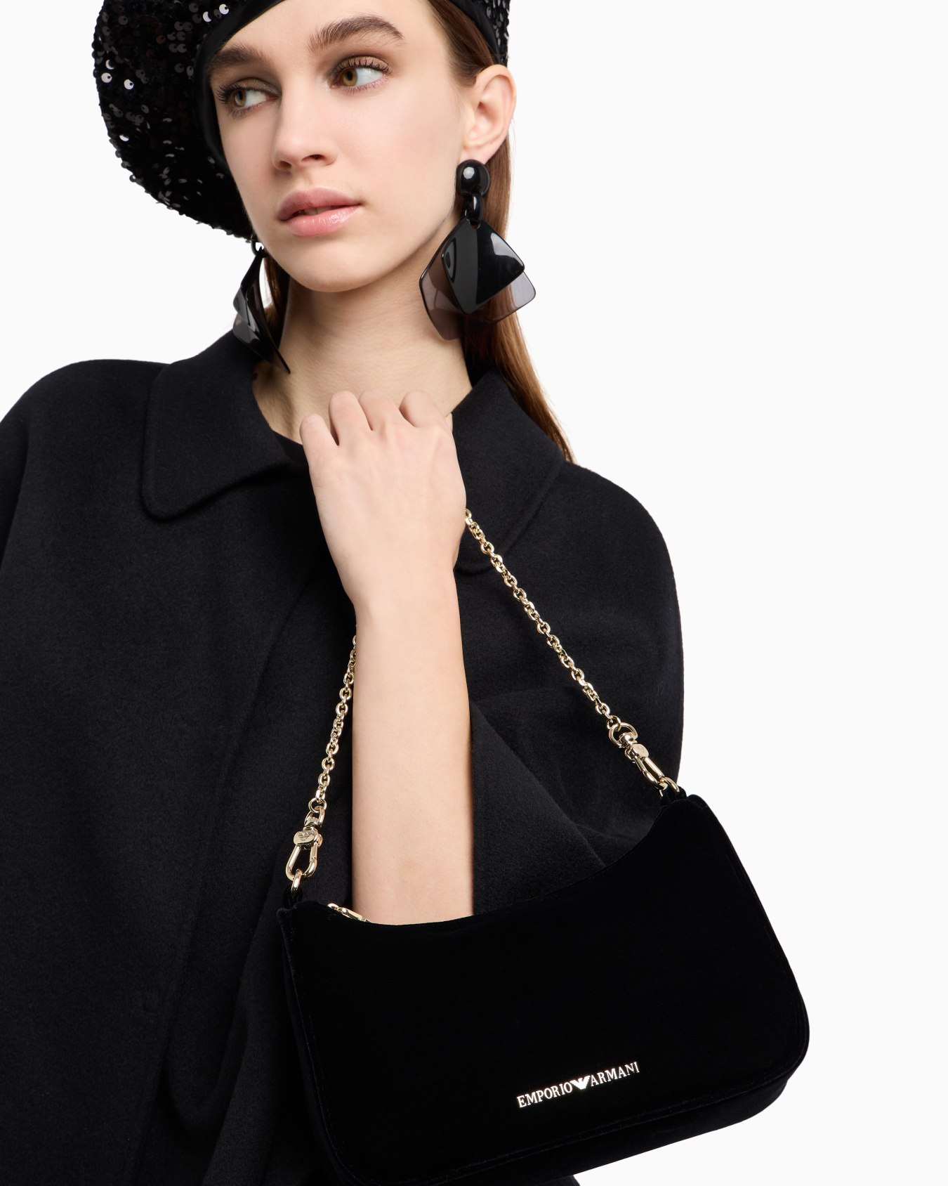 Velvet shoulder bag Slide 5