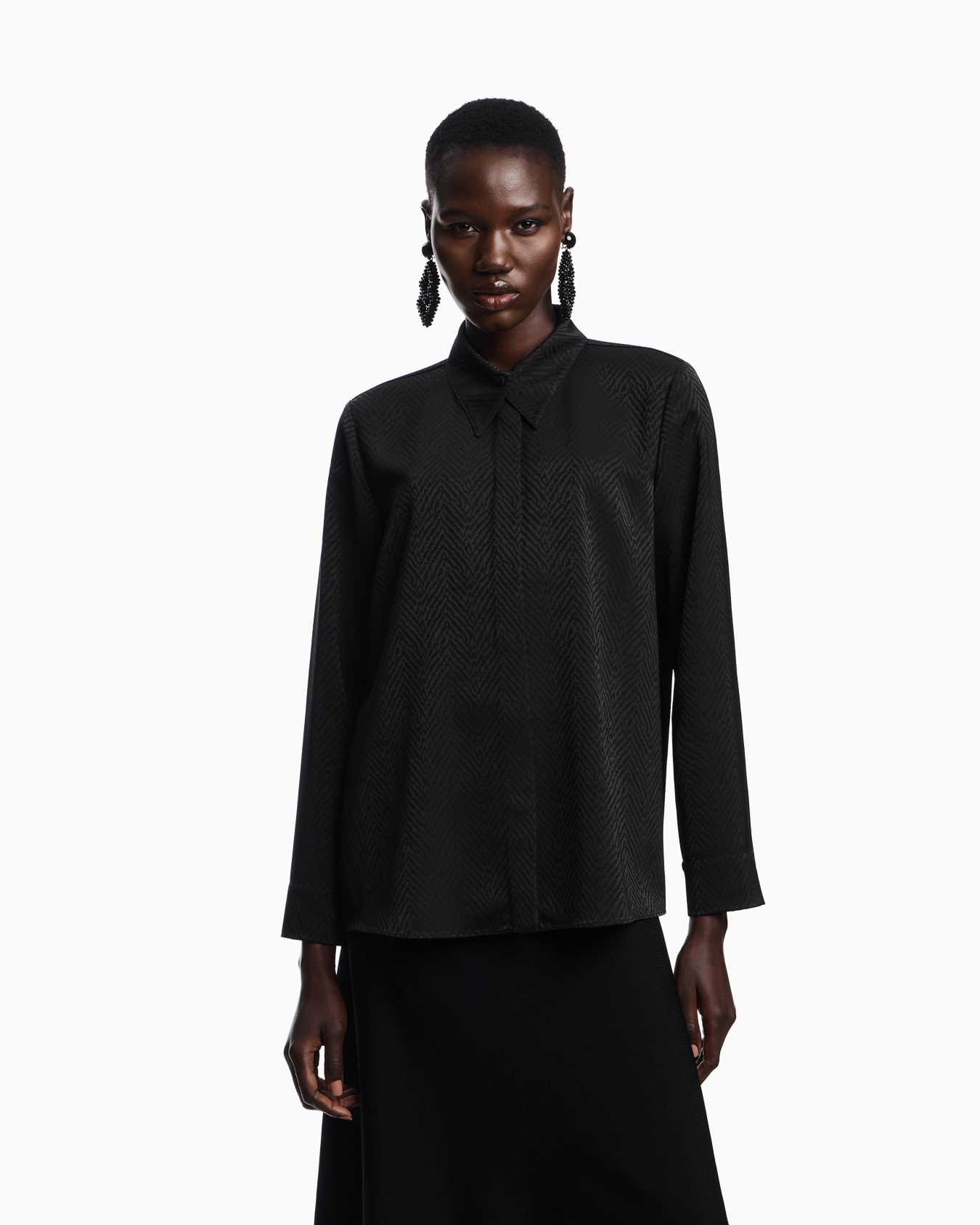 Shirt with chevron motif print Slide 3