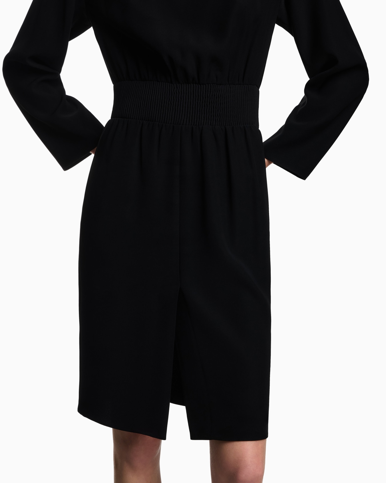 Technical-cady dress with elasticated waist Slide 3