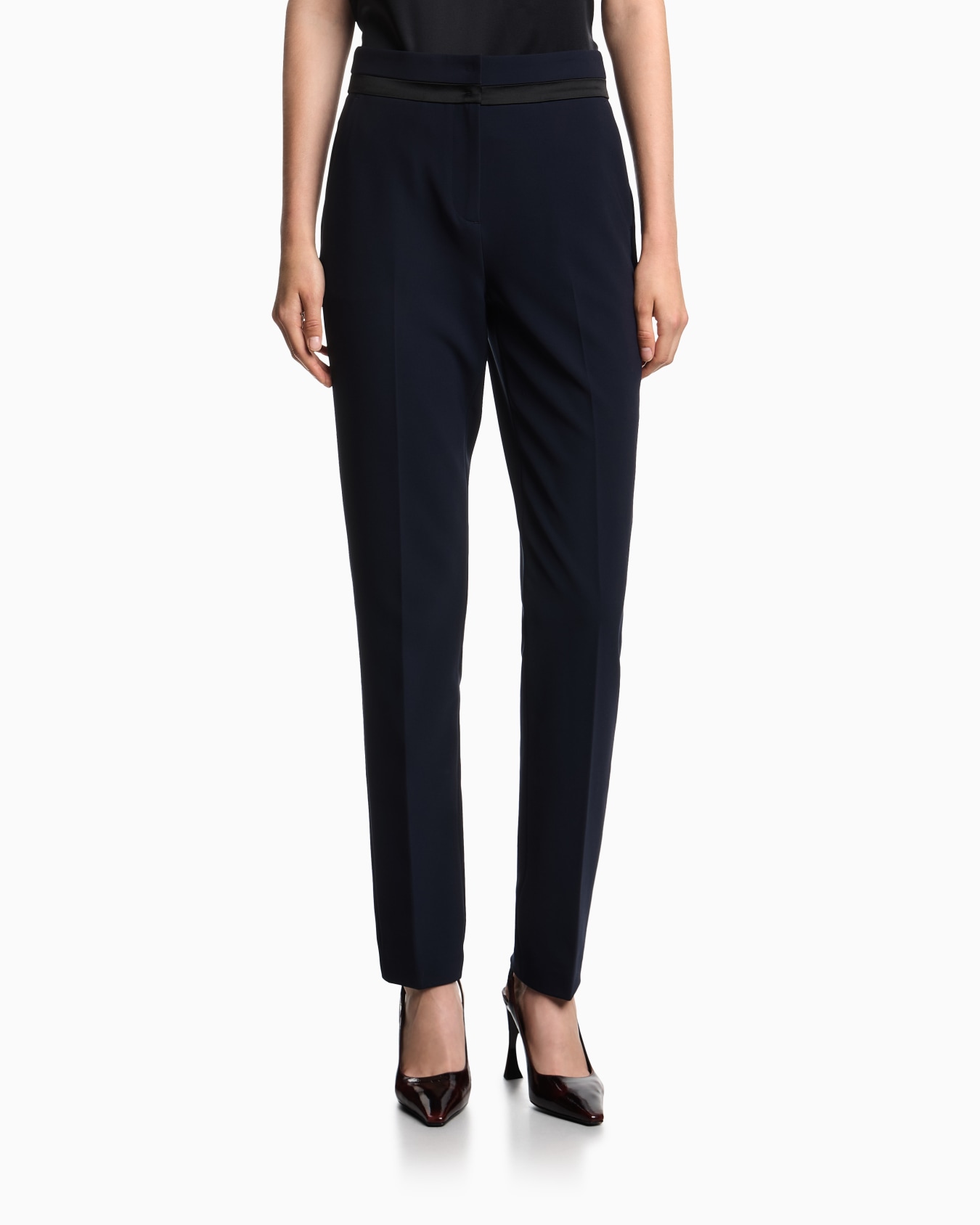 Classic Trousers Diapositiva 3