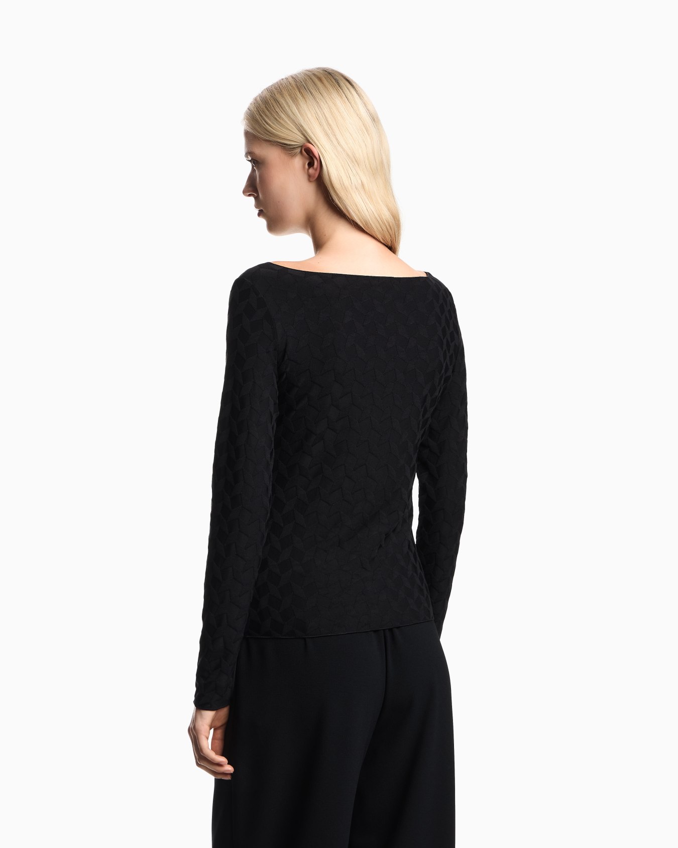 Jacquard jersey jumper with a geometric pattern Slide 2
