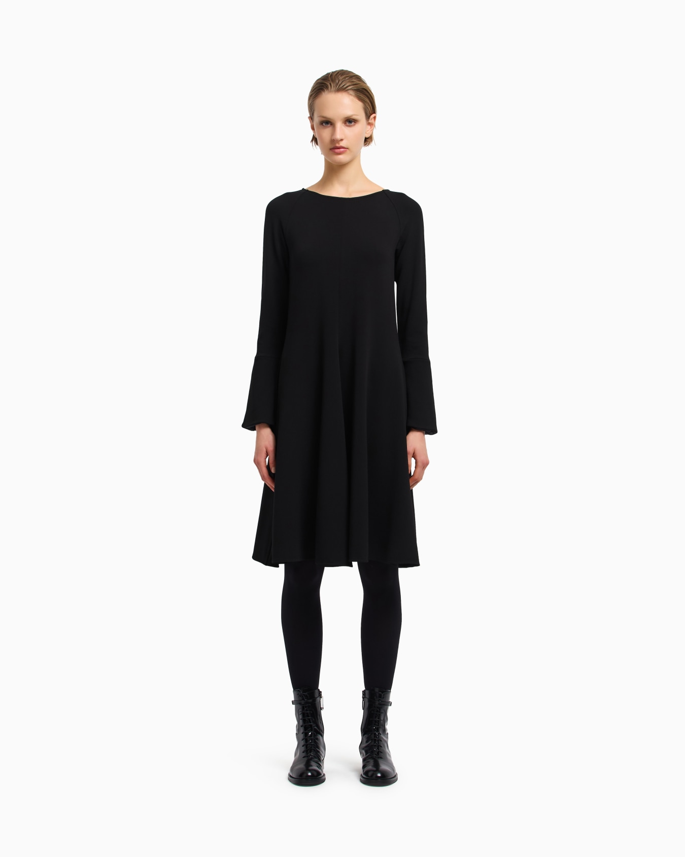 Flared, crêpe-jersey dress Slide 4