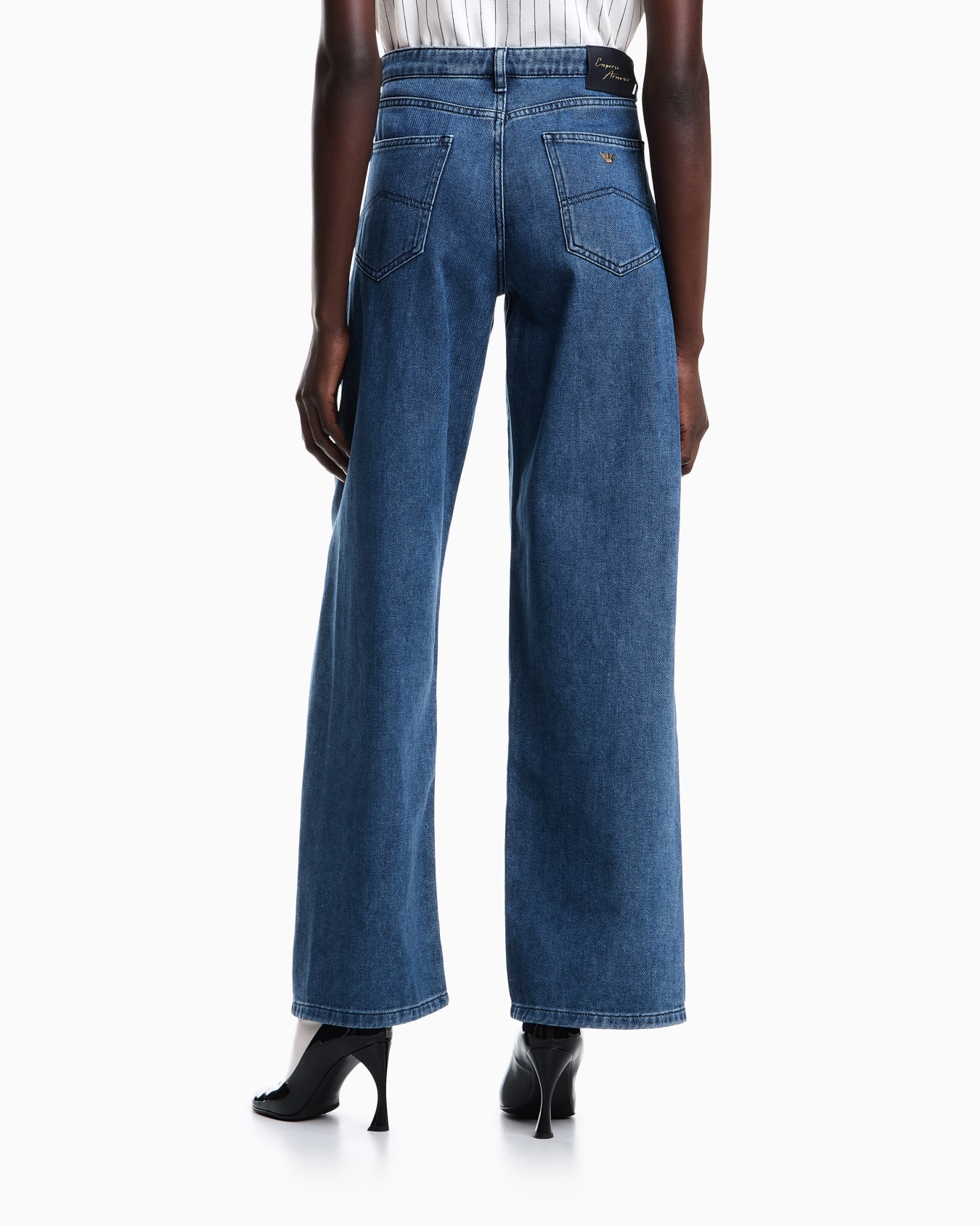 Jean J6D coupe décontractée en denim aspect usé Diapositive 2