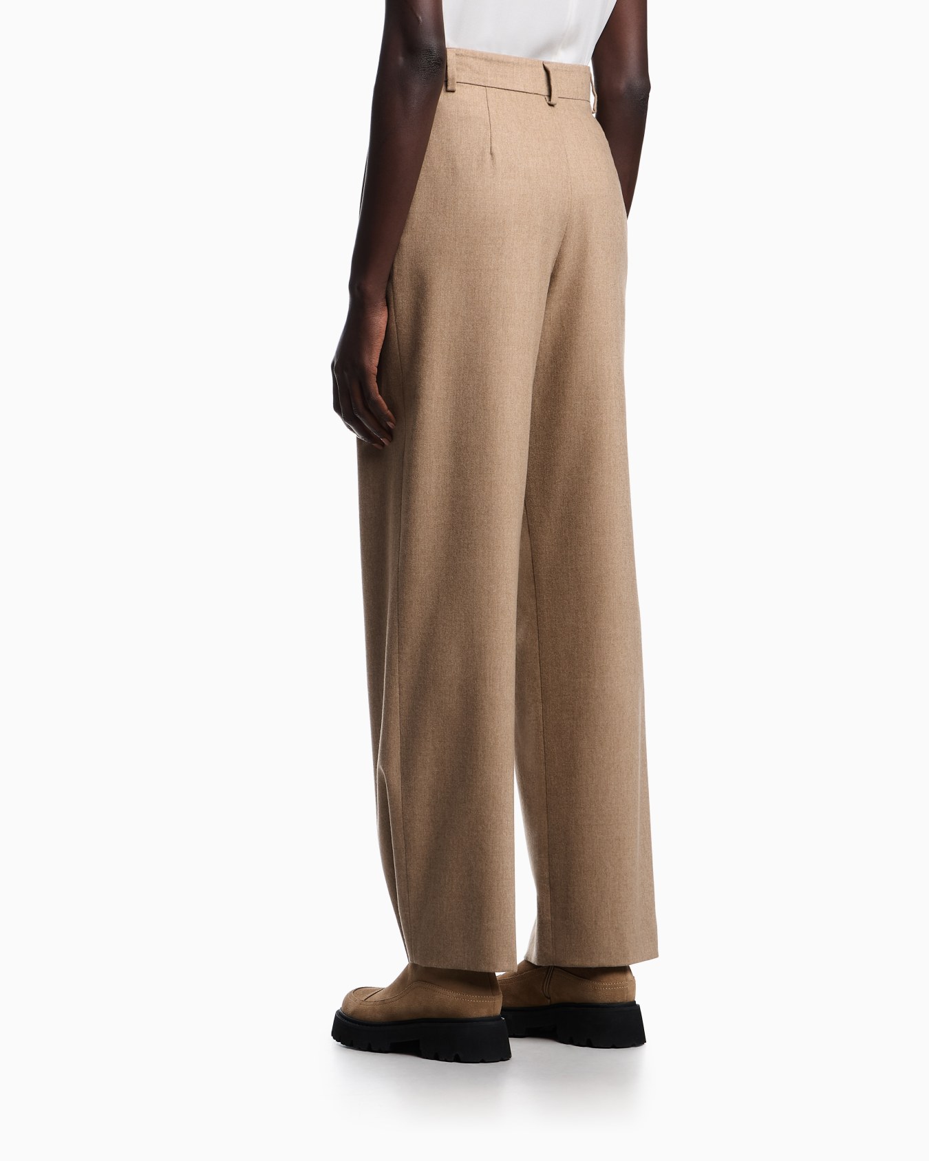 Icon wool flannel trousers with pleats Slide 2